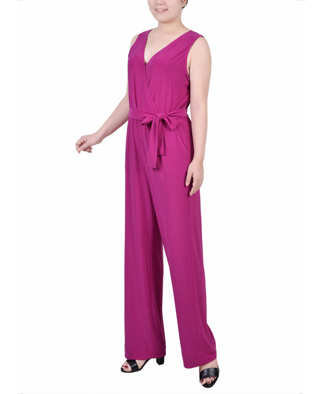NY Collection Women's Petite Surplice Belted Wide-Leg Jumpsuit - Picture 4 of 10