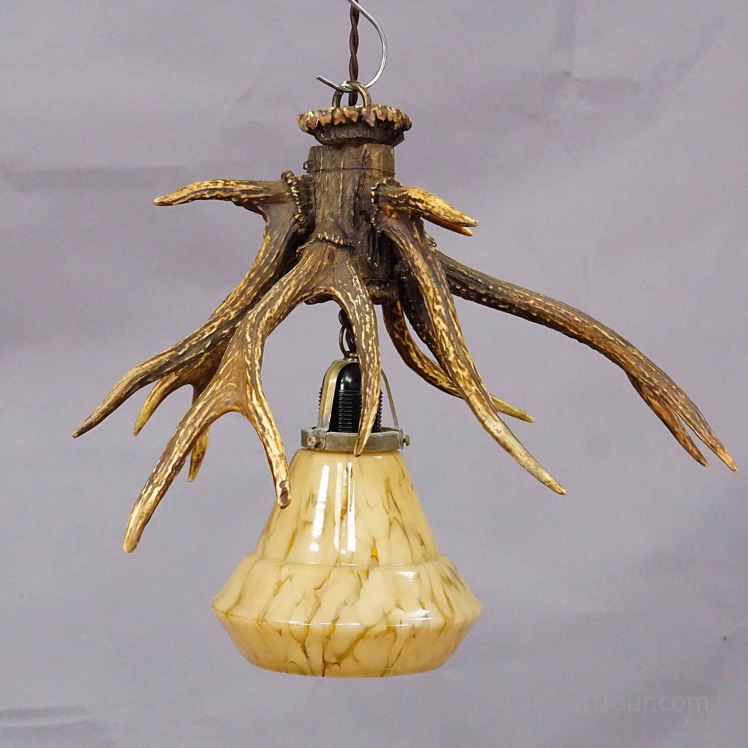 Rustic Black Forest Ceiling Lamp with Deer Antlers 1920s - Picture 3 of 6