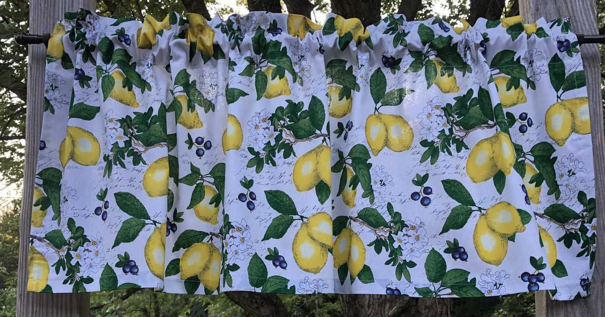 Lemon Blueberry Fabric Yellow Lemons Fabric Citrus Fruit Lemon Fabric Green Leaf Kitchen Cream Cotton Fabric t126