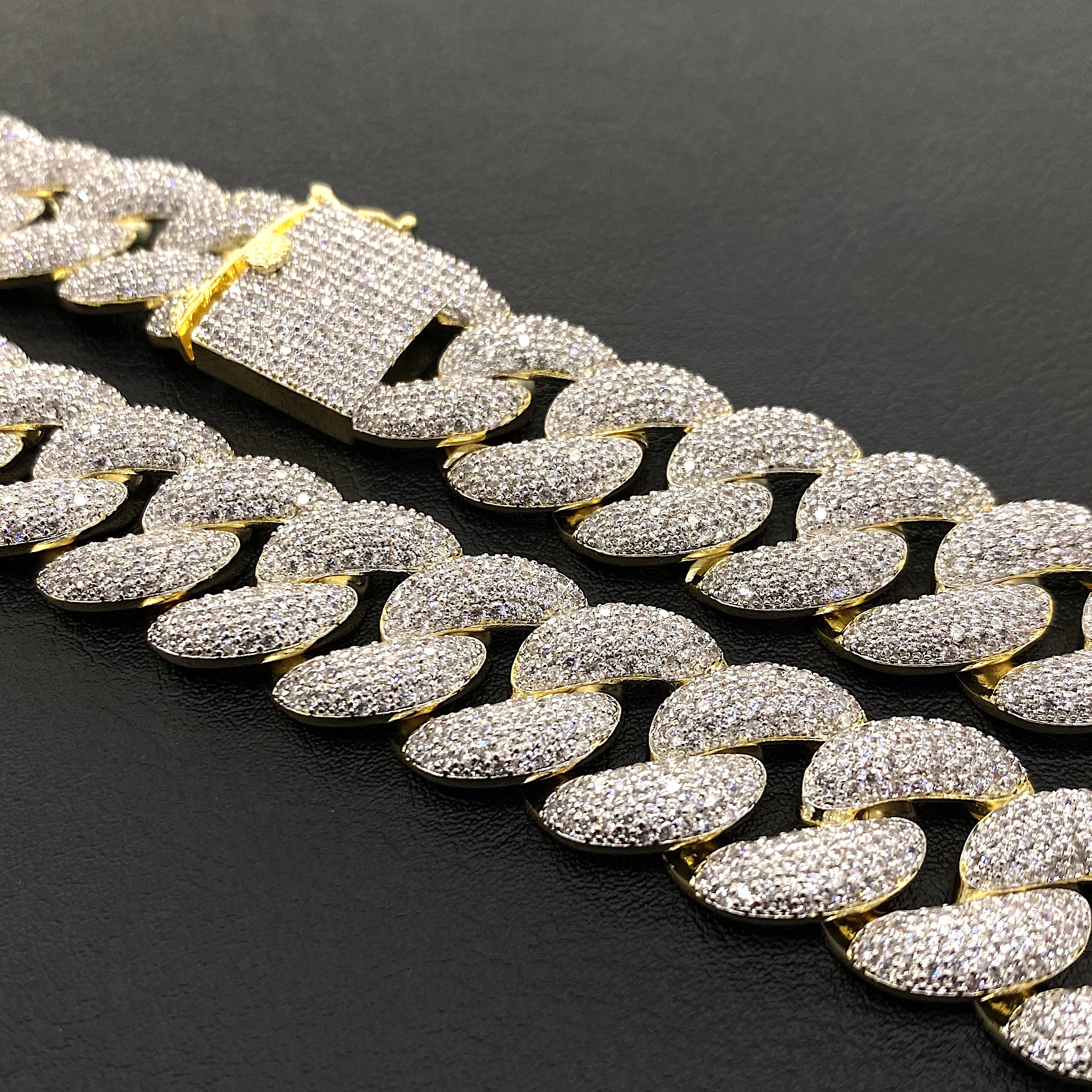 Cuban Link Necklace With Diamonds