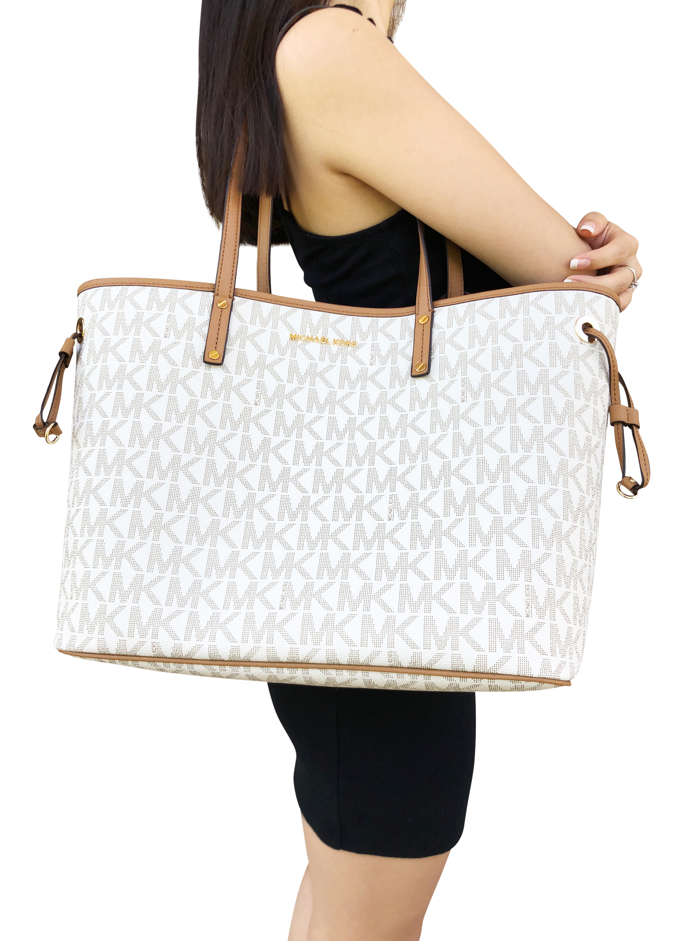 Michael Kors Jet Set Travel Large Drawstring Tote Vanilla Mk Mk Signature Clutch 11 X 7 18 Top 14 Bottom L 12 H 5 D