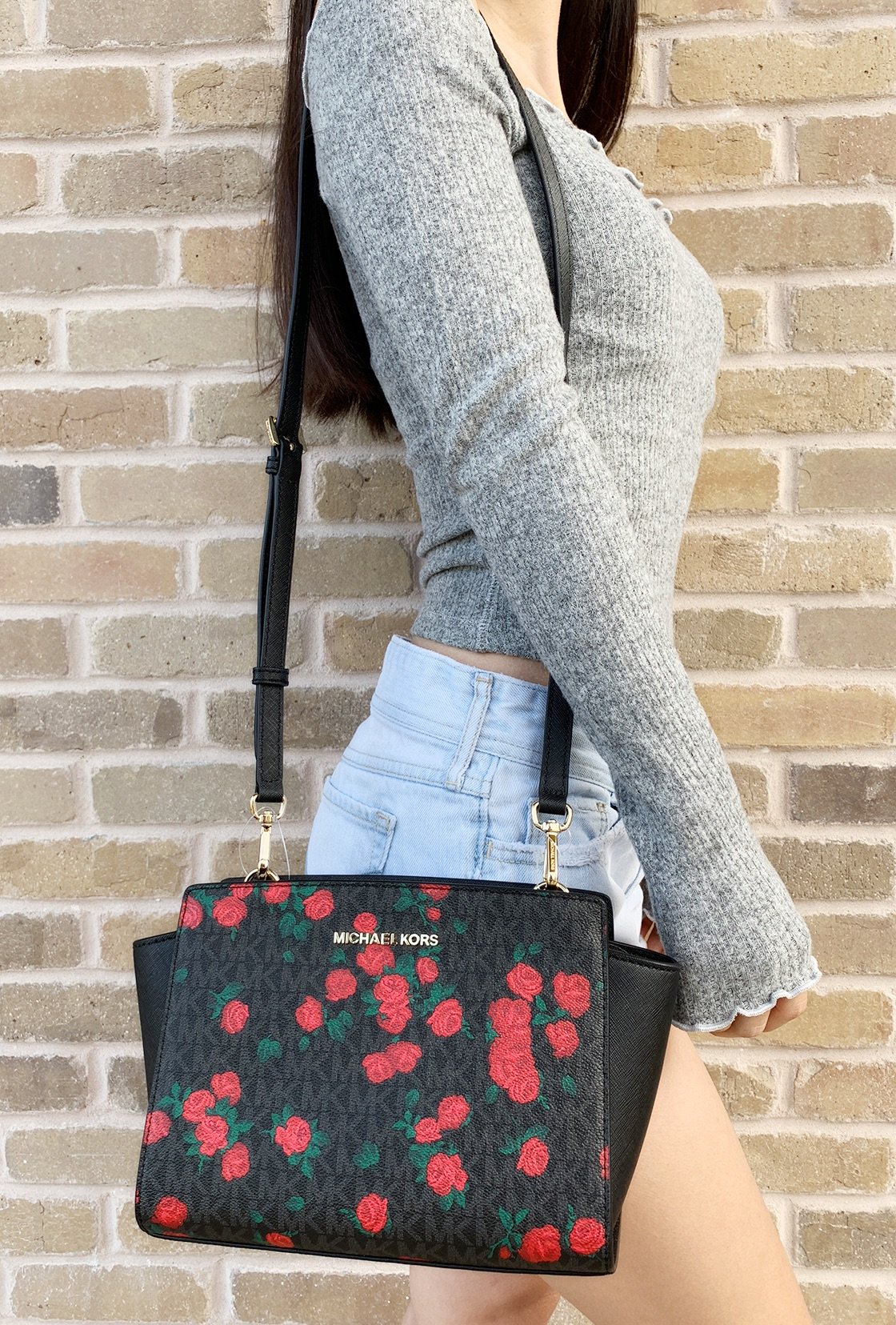 Details About Michael Kors Selma Medium Messenger Bag Crossbody Black Mk Red Rose Details About Michael Kors Selma Medium Messenger Bag Crossbody Black Mk Red Rose