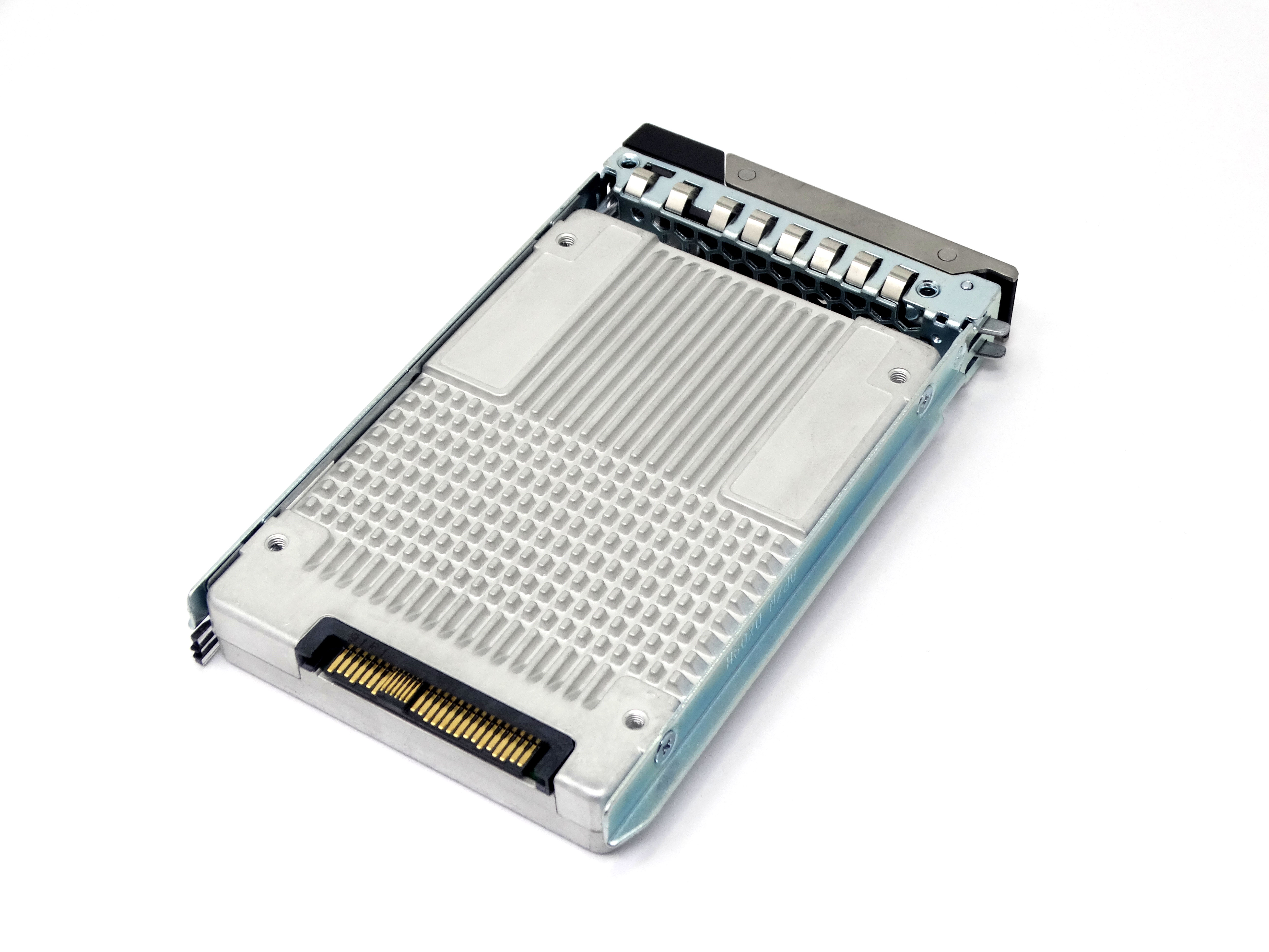 Intel optane ssd dc p4800x series. 2 p4800x ssd. Intel optain ssd dc p4800x. Intel dc s3520. зарядная станция для мобильных устройств king dc-p01.