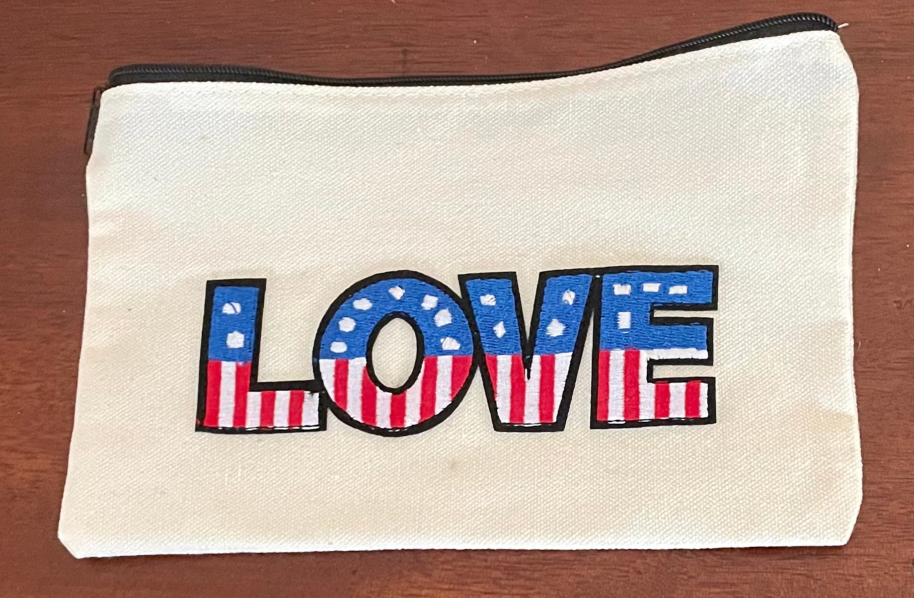 US Flag Themed Make-up Bag - Picture 7 of 7