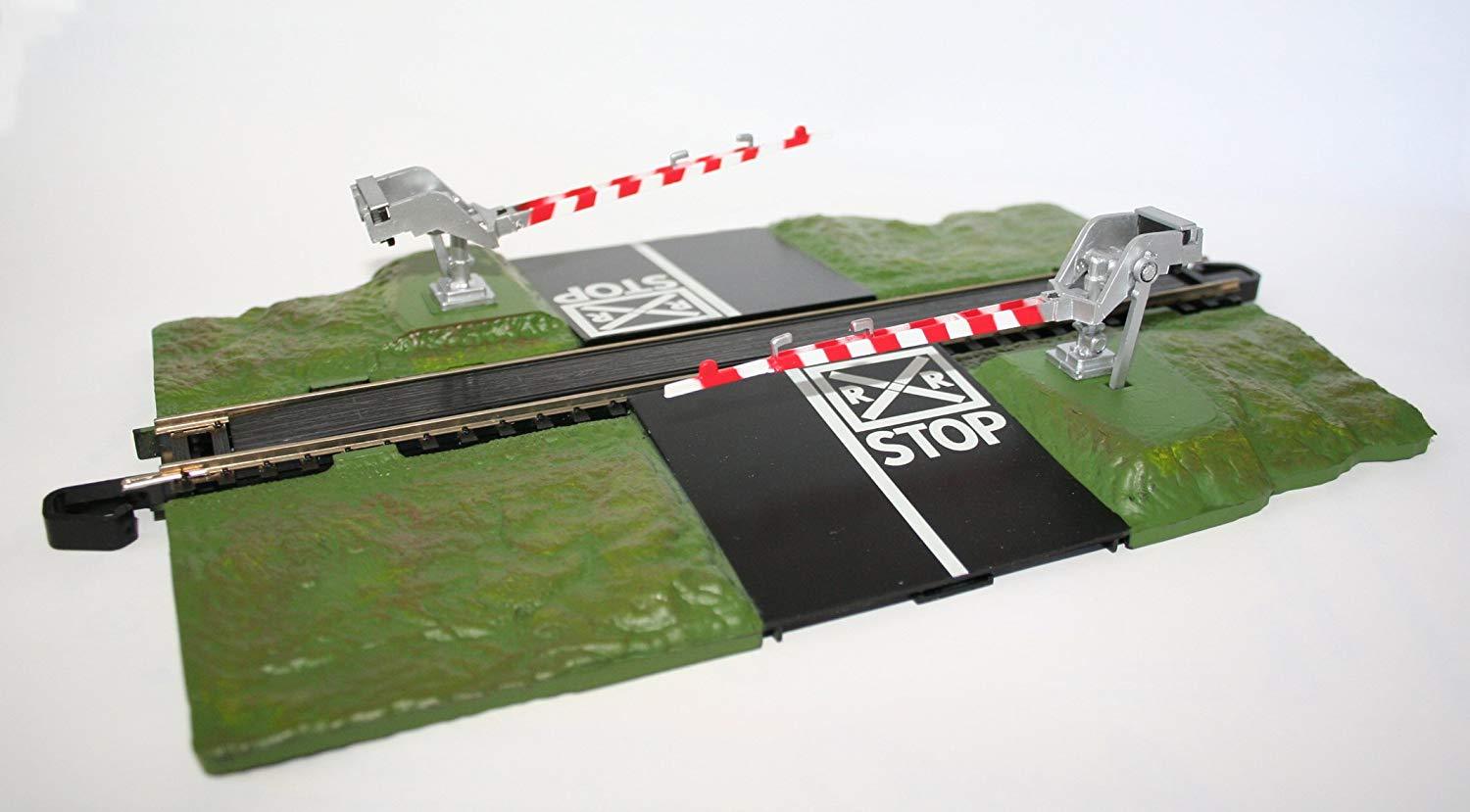 Bachmann 44579 HO Scale EZ Track Dual Crossing Gate Engine shown not