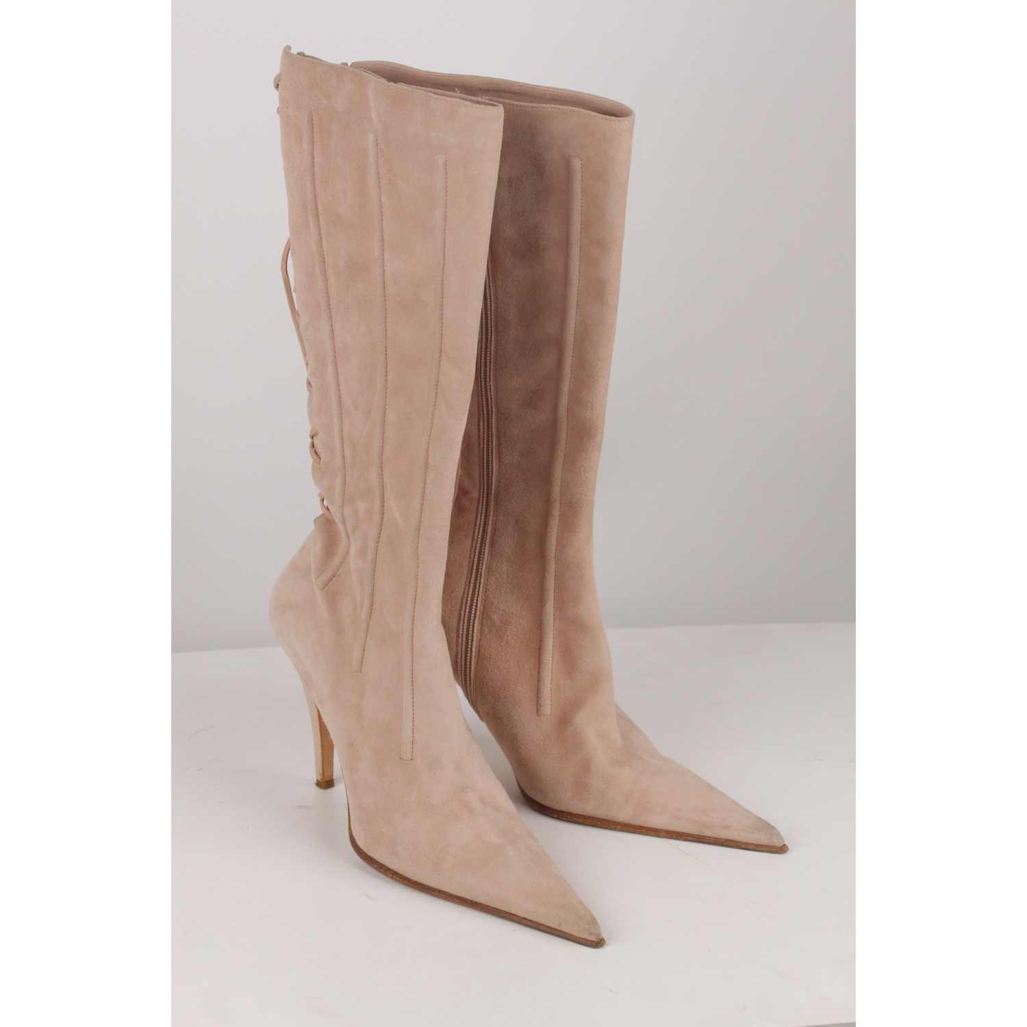 boots beige suede