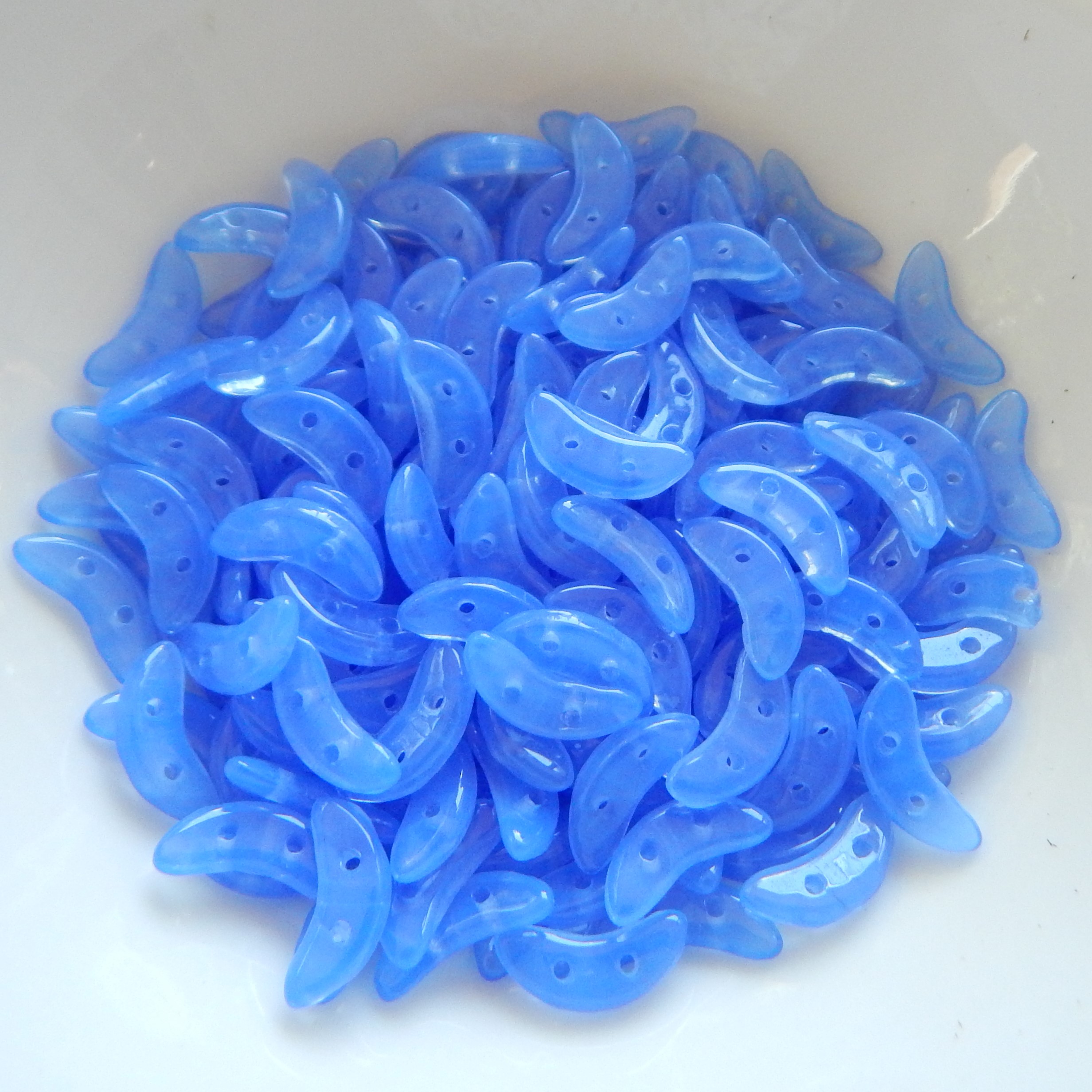 30 Perlen - Halbmond CzechMates 2-Loch Perlen - Farbe wählbar - Tschechisches Glas - Bild 18 von 99