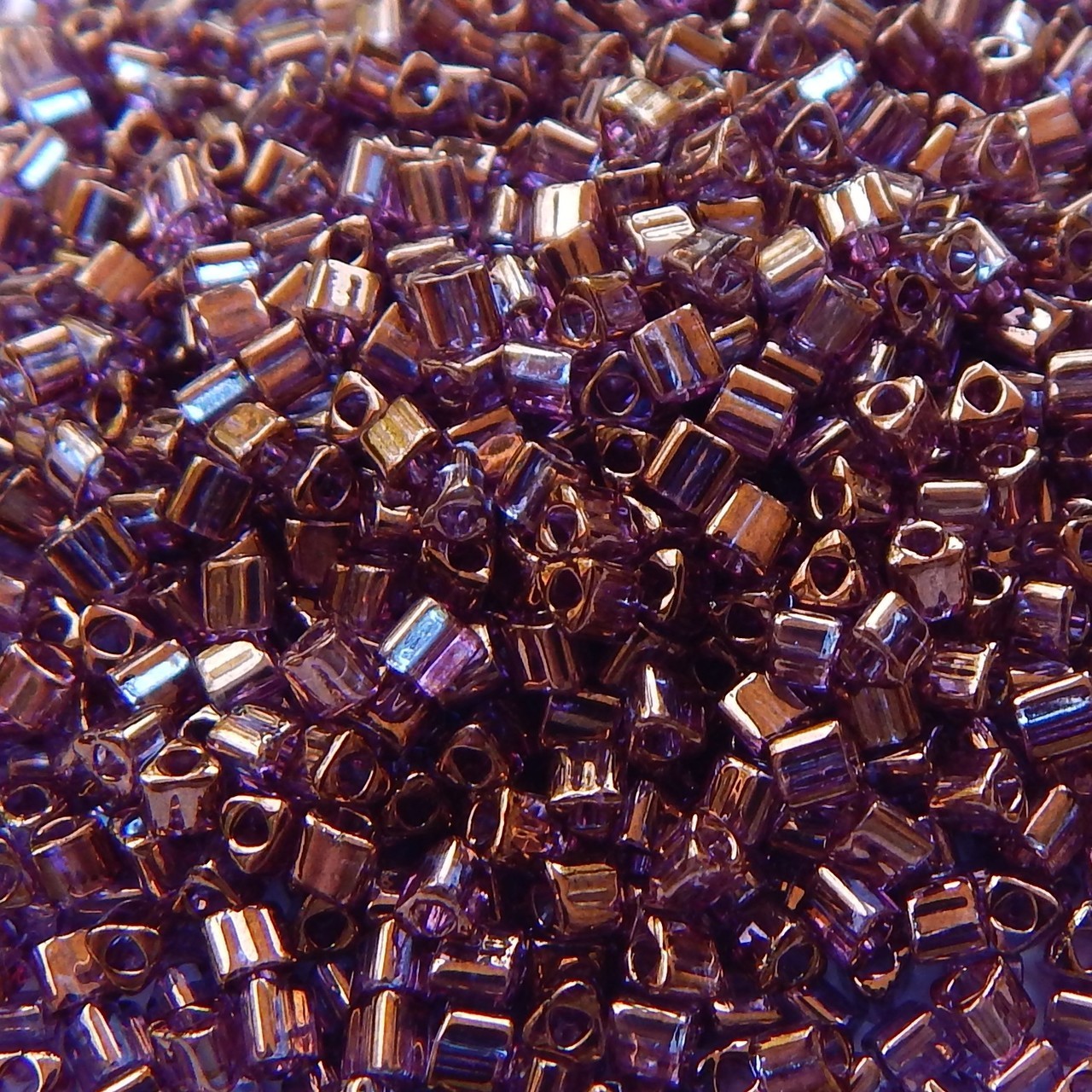 Cuentas de semillas triangulares 11/o TOHO 20 gramos - Elige color - Cuentas de vidrio - Imagen 9 de 66