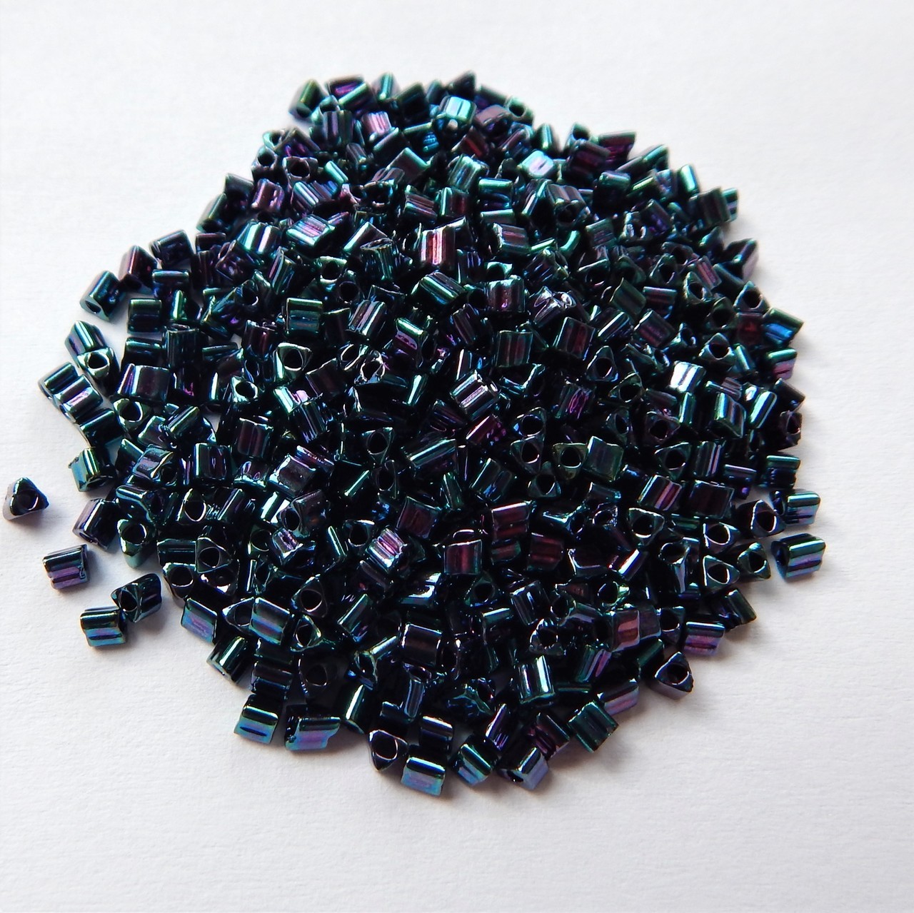 Cuentas de semillas triangulares 11/o TOHO 20 gramos - Elige color - Cuentas de vidrio - Imagen 26 de 66