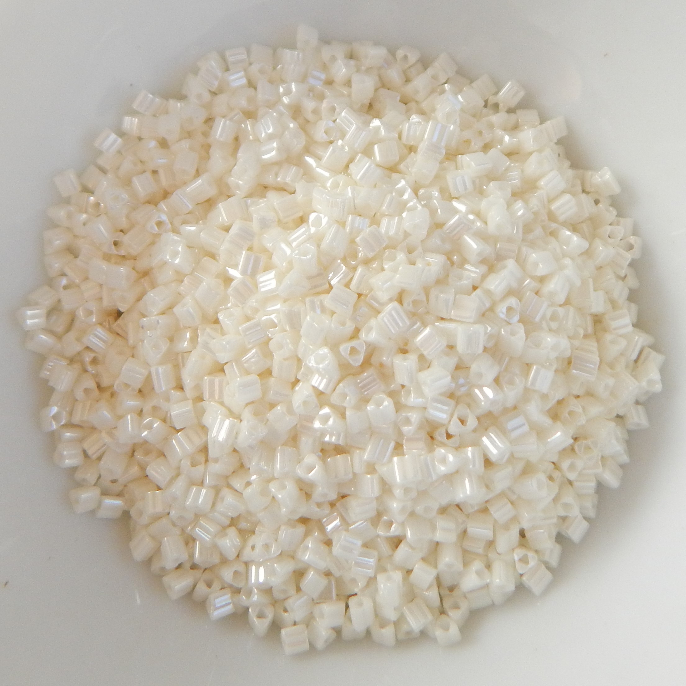 Cuentas de semillas triangulares 11/o TOHO 20 gramos - Elige color - Cuentas de vidrio - Imagen 60 de 66