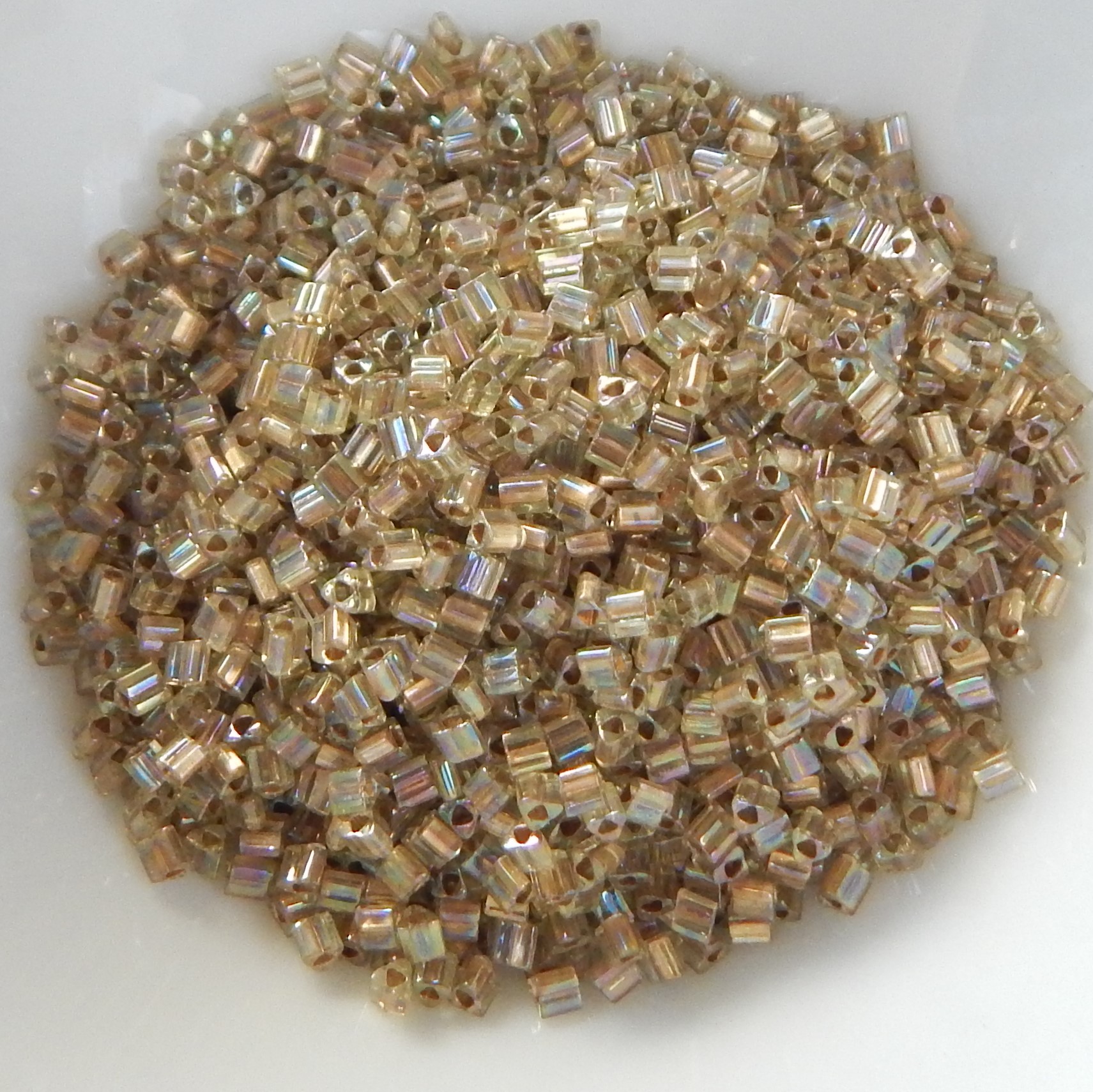 Cuentas de semillas triangulares 11/o TOHO 20 gramos - Elige color - Cuentas de vidrio - Imagen 66 de 66