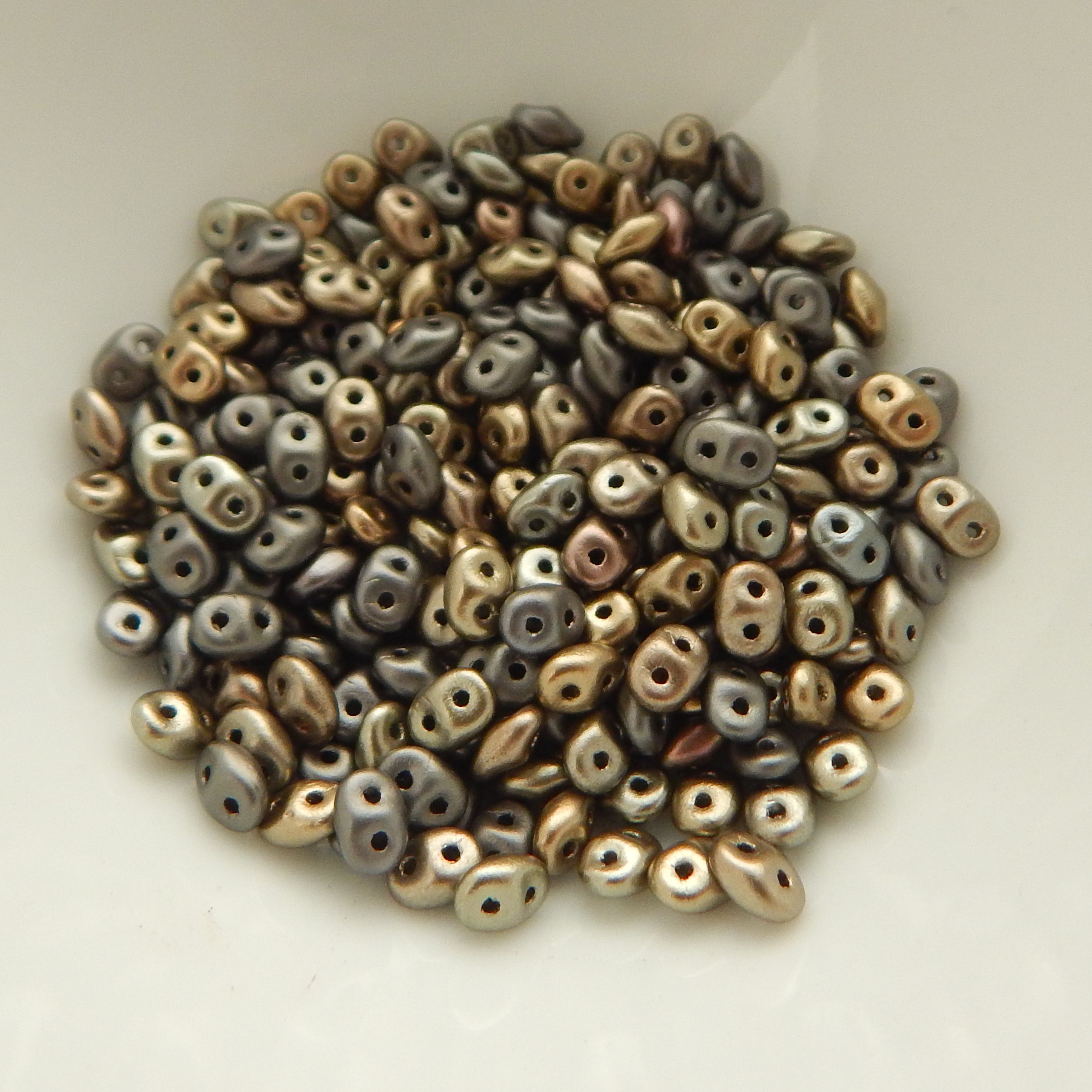Cuentas SuperDuo de 2x5 mm - Elige color - metálicos mate - Imagen 11 de 12