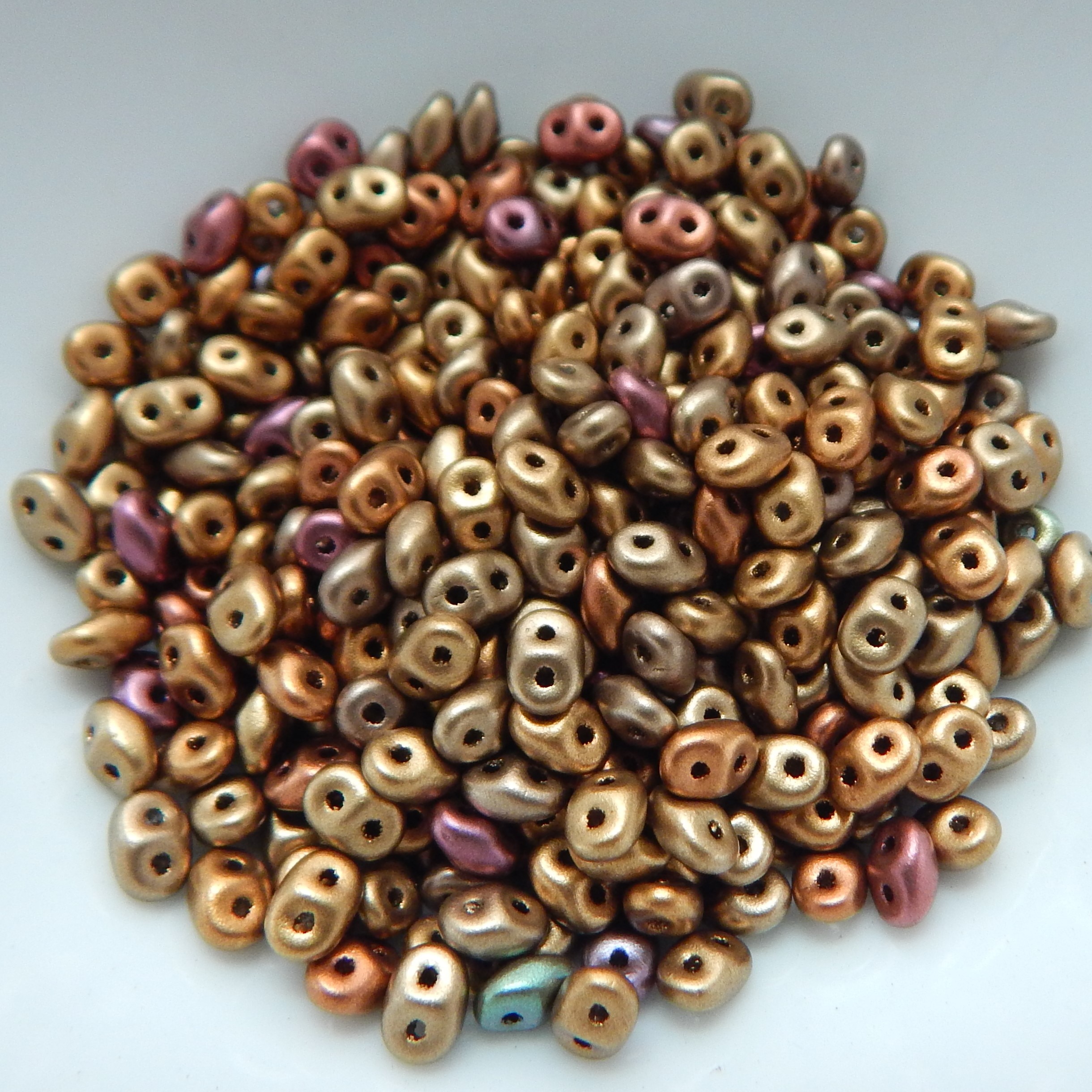 Cuentas SuperDuo de 2x5 mm - Elige color - metálicos mate - Imagen 2 de 12