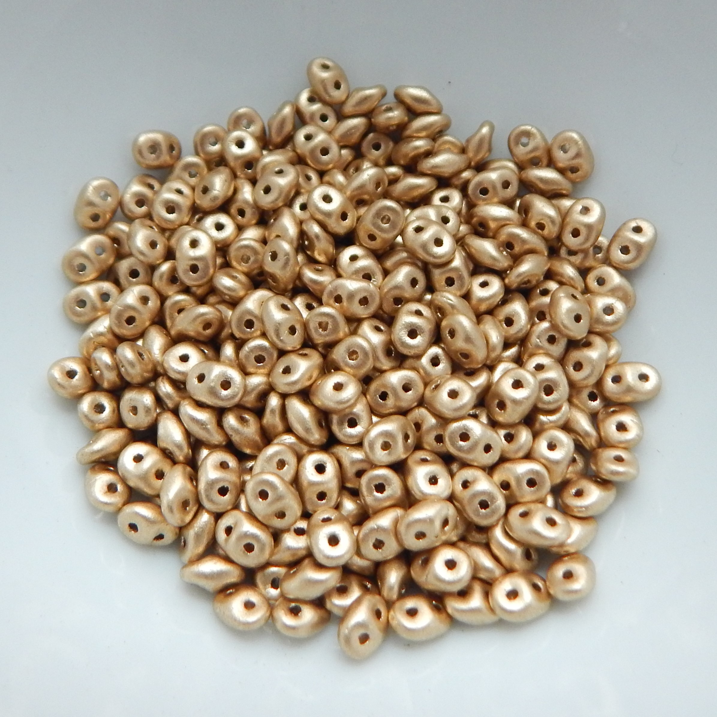 Cuentas SuperDuo de 2x5 mm - Elige color - metálicos mate - Imagen 6 de 12