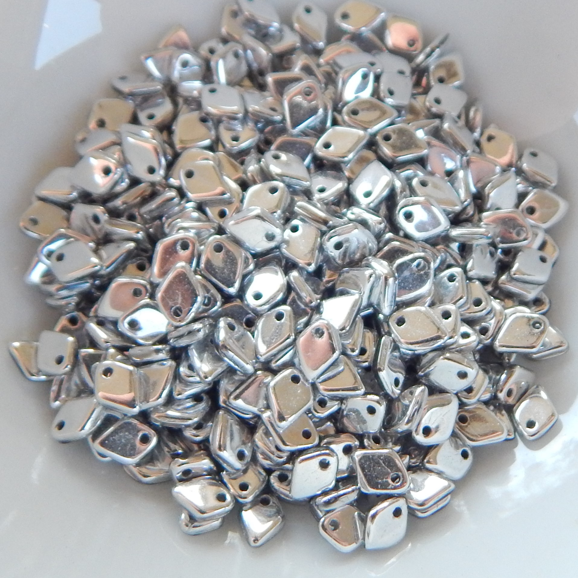 Gota escala dragón 5 mm (5 gramos) - Elige color - Cuentas de vidrio checas - Imagen 26 de 35