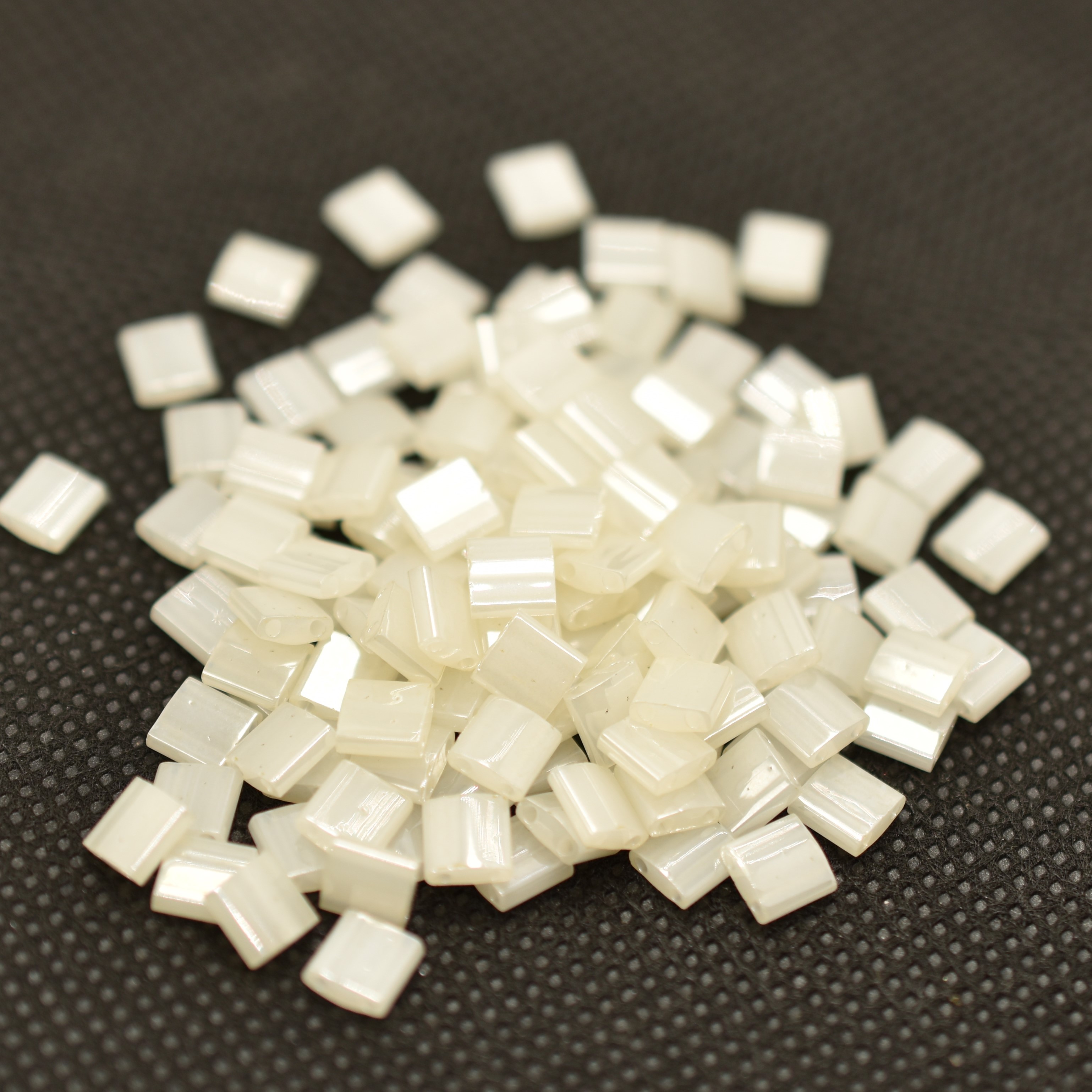 Tila 5 grams 2-Hole 5mm Miyuki Beads - Ceylon Colors, Choose Color - Picture 4 of 9