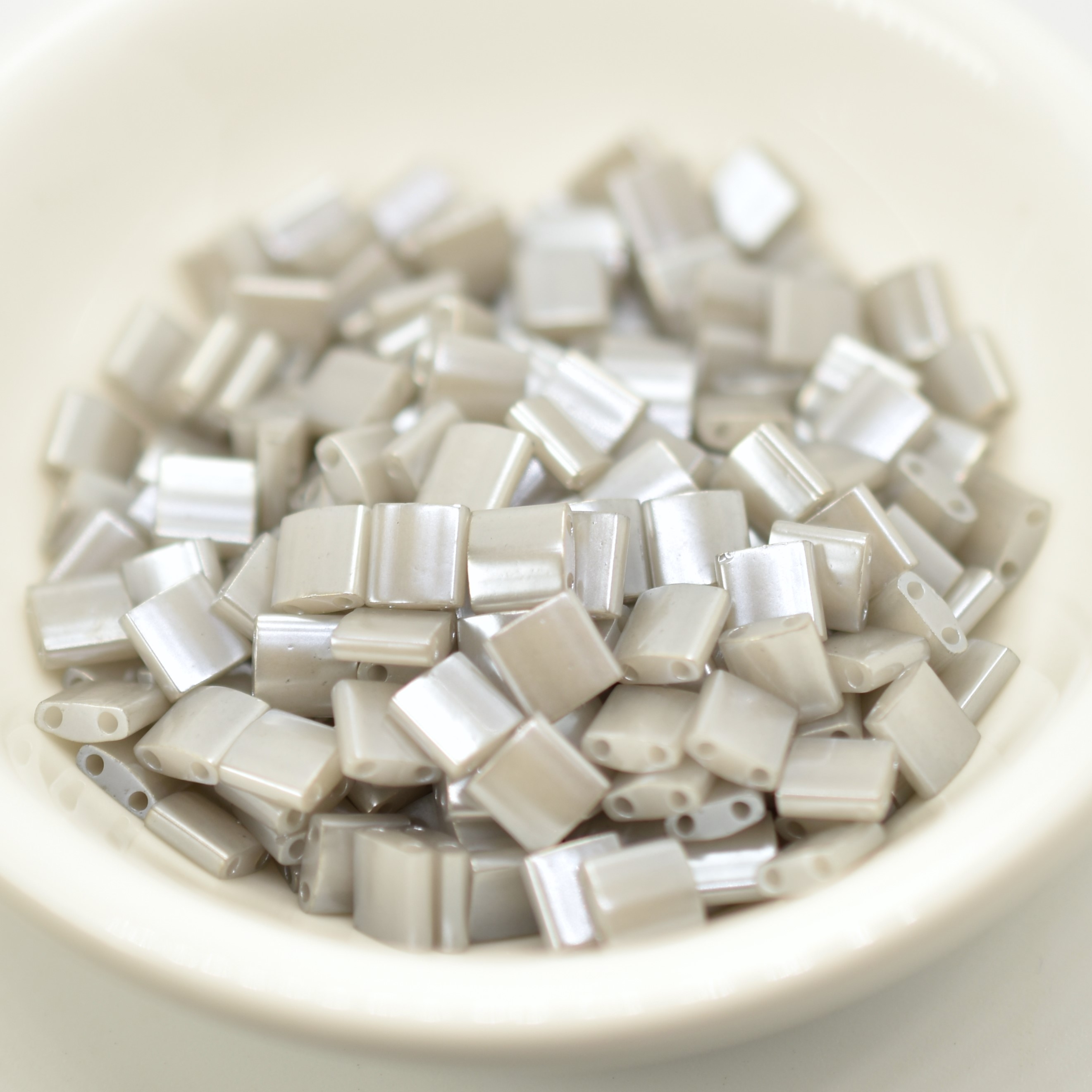 Tila 5 grams 2-Hole 5mm Miyuki Beads - Ceylon Colors, Choose Color - Picture 7 of 9