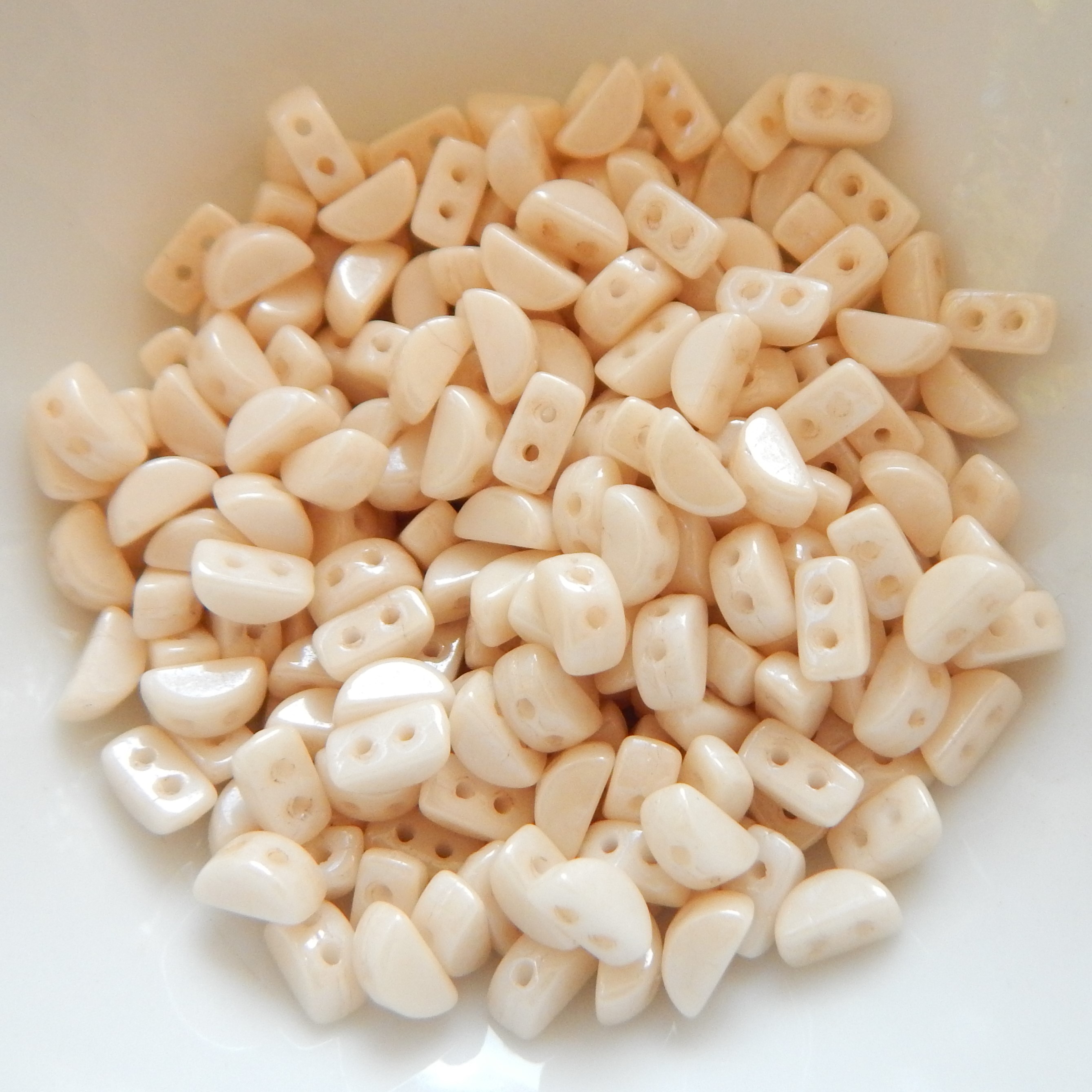 KOS® PAR PUCA® (50 Beads) -Choose Color- 6x3mm 2-hole - Picture 25 of 37