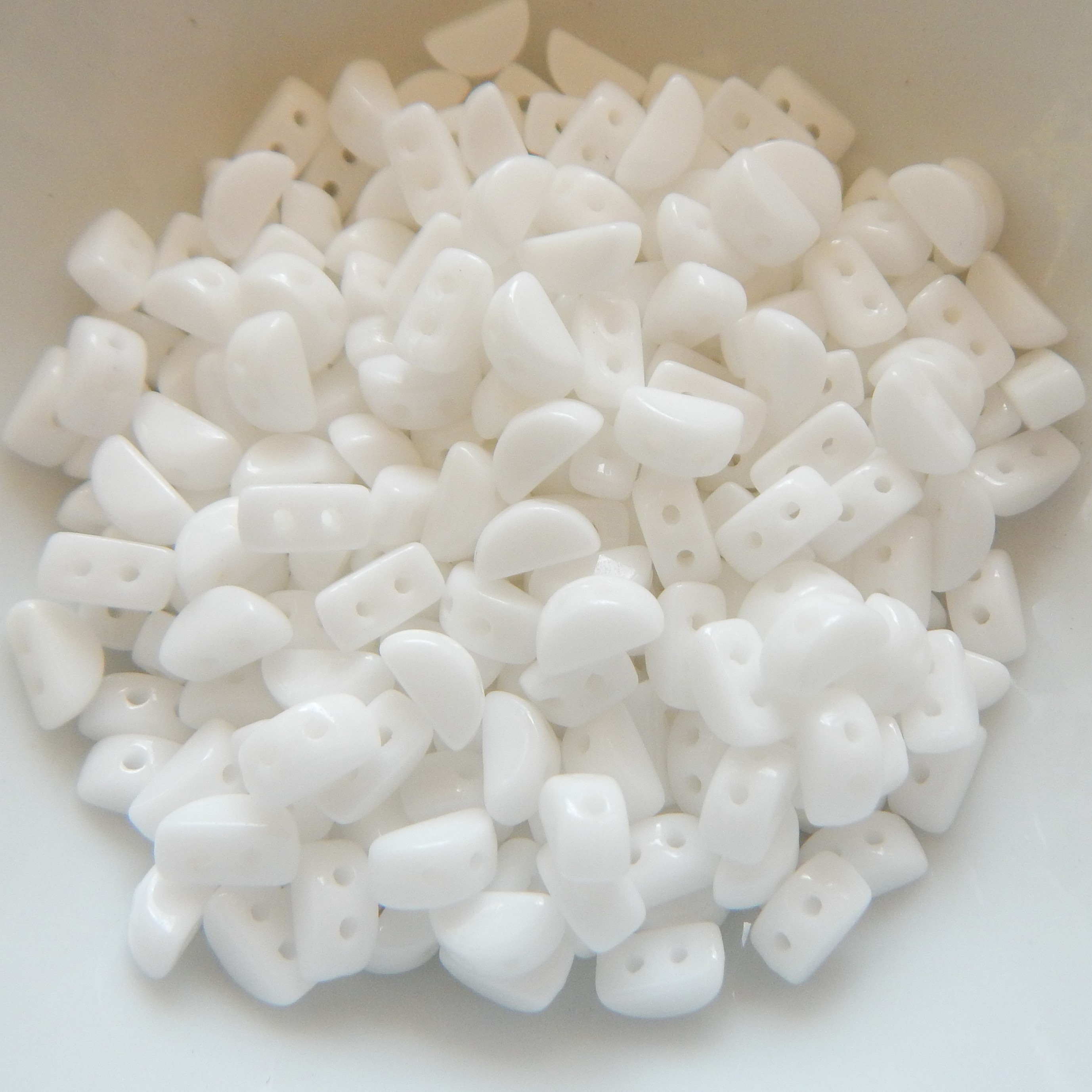 KOS® PAR PUCA® (50 Beads) -Choose Color- 6x3mm 2-hole - Picture 19 of 37