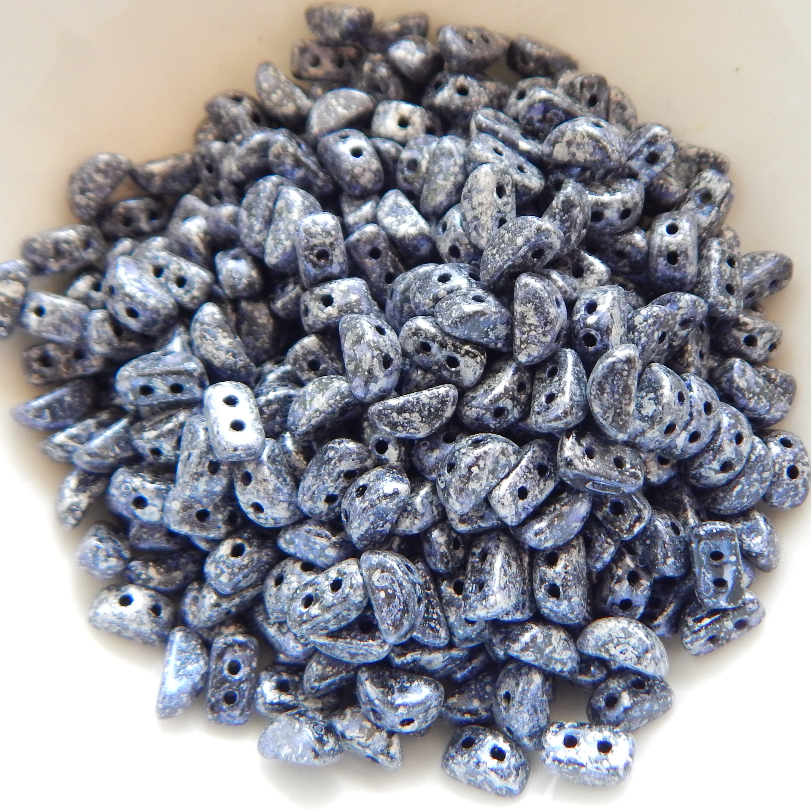 KOS® PAR PUCA® (50 Beads) -Choose Color- 6x3mm 2-hole - Picture 33 of 37