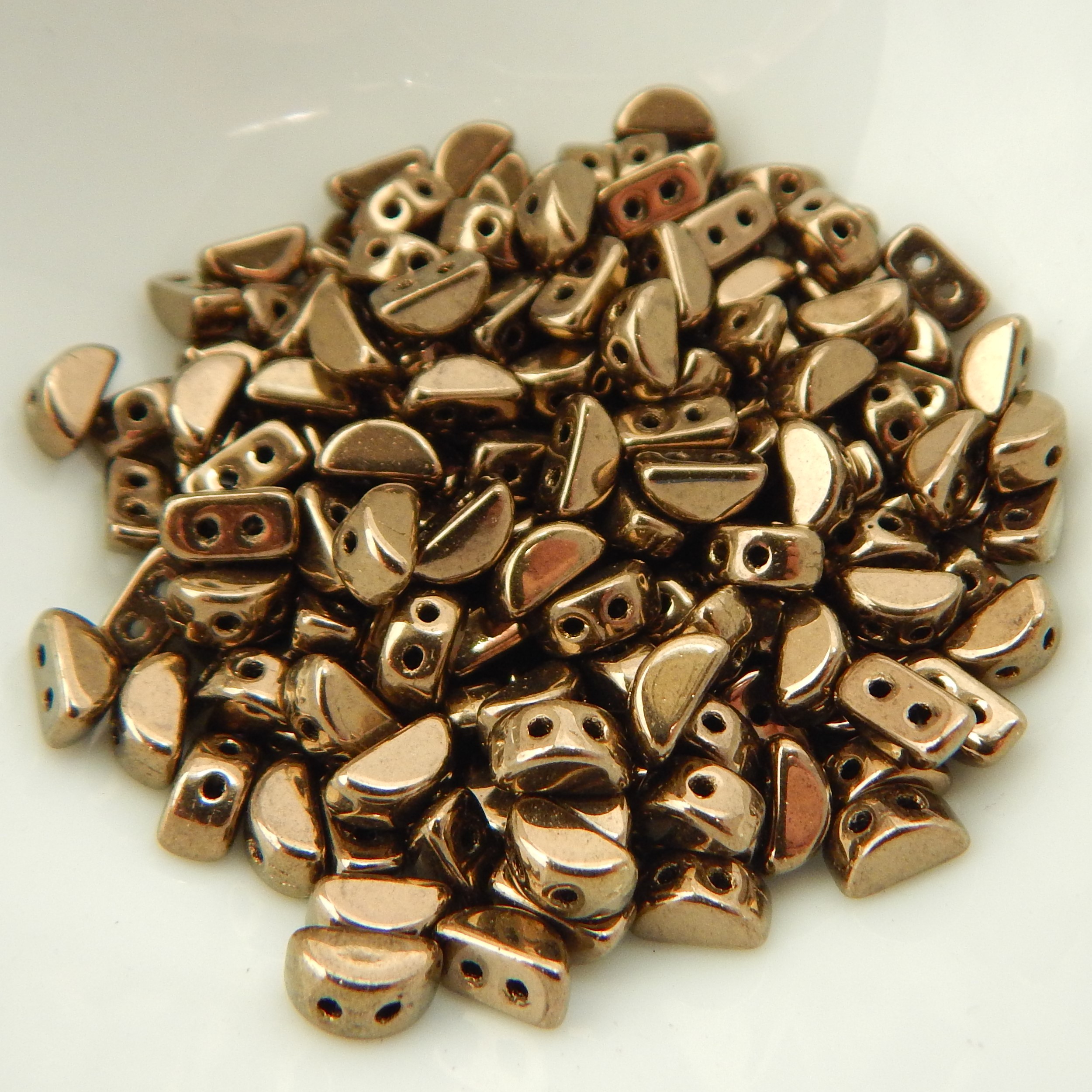 KOS® PAR PUCA® (50 Beads) -Choose Color- 6x3mm 2-hole - Picture 4 of 37