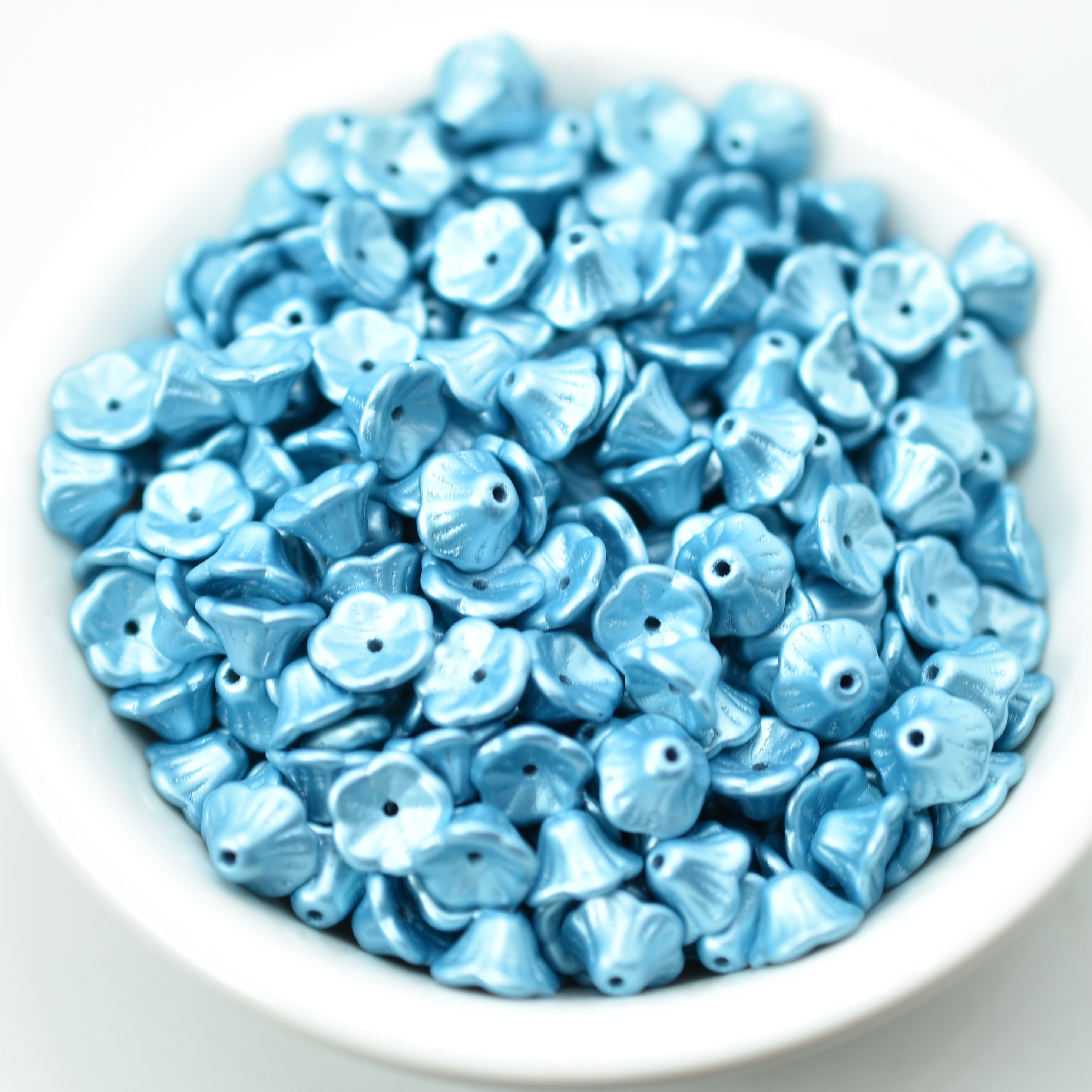 25 Beads - 7x5mm Bell Flower Cup - Choose Color - Pastel Colors, Czech Glass - Picture 13 of 17