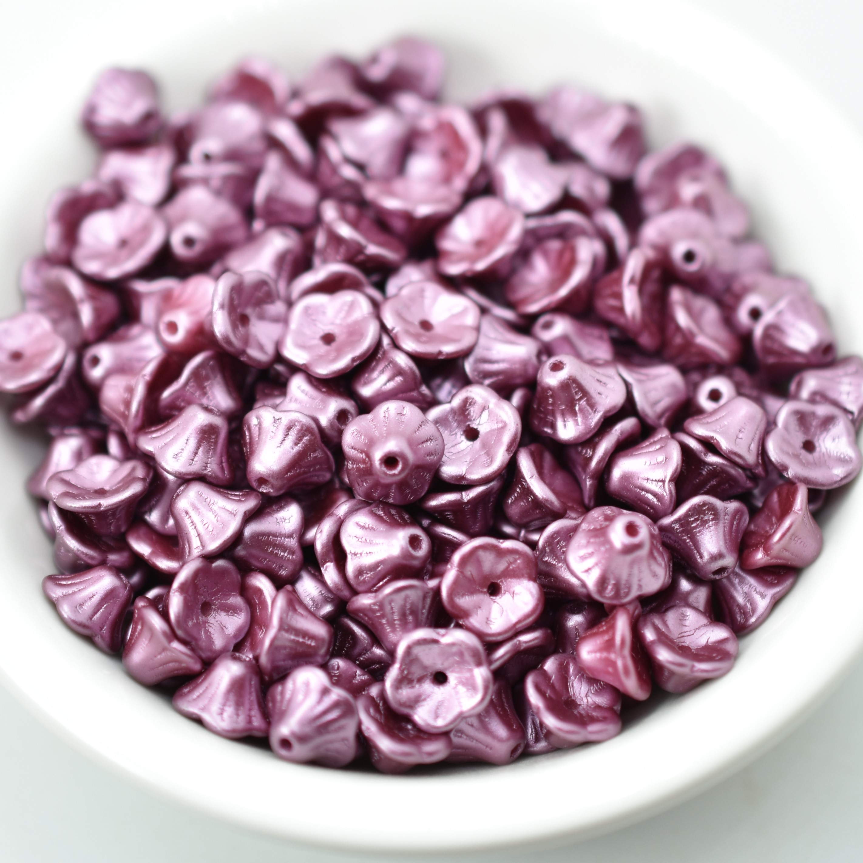 25 Beads - 7x5mm Bell Flower Cup - Choose Color - Pastel Colors, Czech Glass - Picture 5 of 17