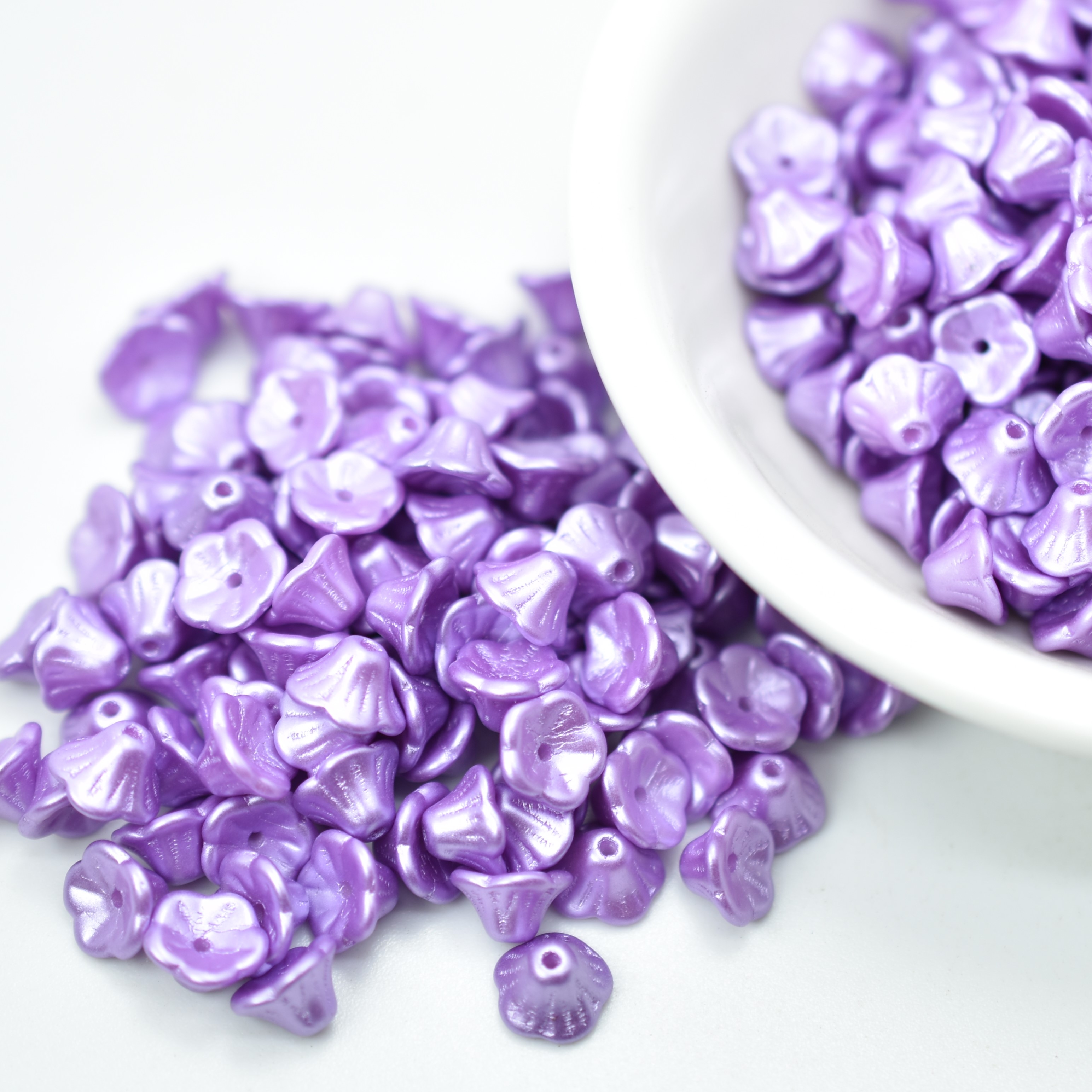 25 Beads - 7x5mm Bell Flower Cup - Choose Color - Pastel Colors, Czech Glass - Picture 6 of 17