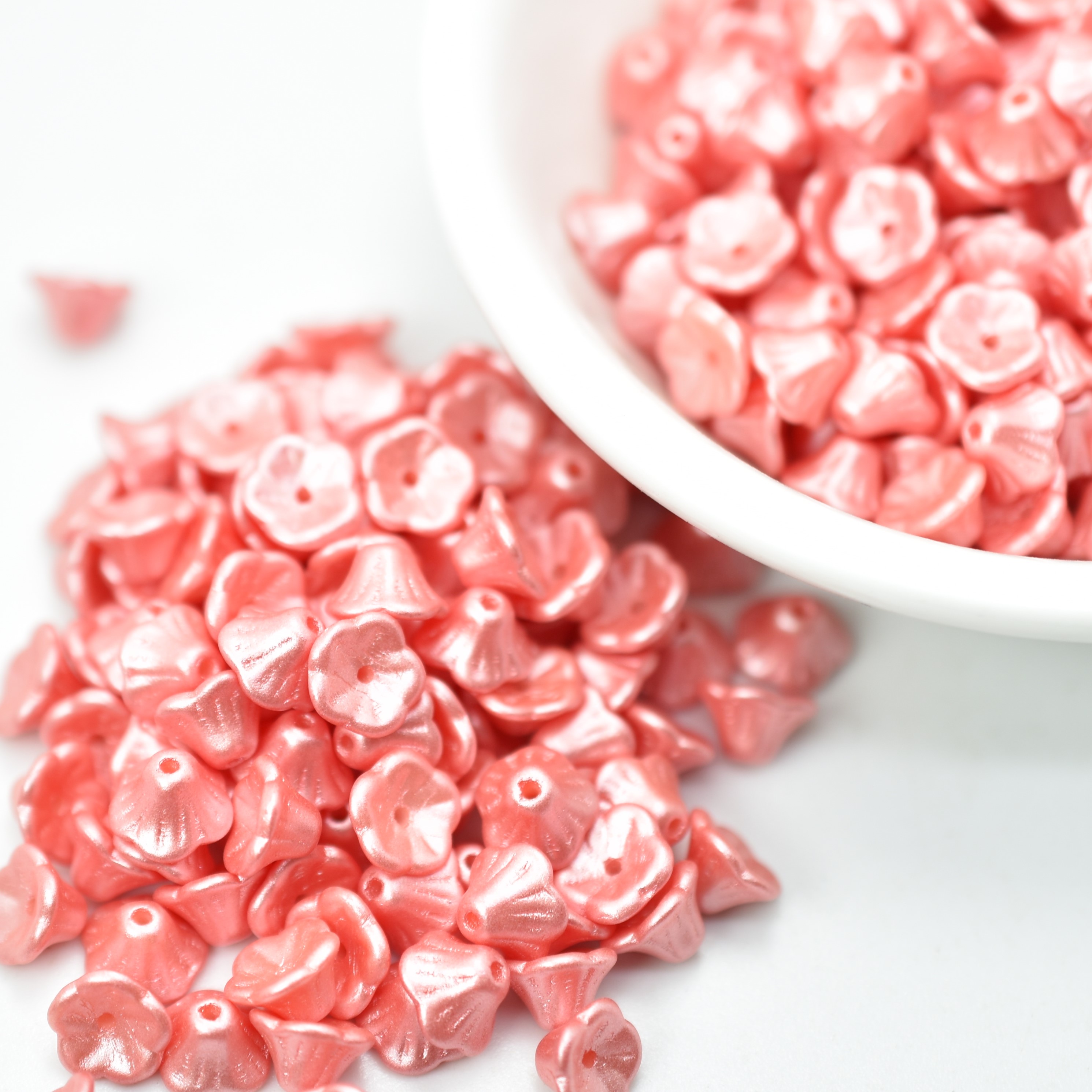 25 Beads - 7x5mm Bell Flower Cup - Choose Color - Pastel Colors, Czech Glass - Picture 2 of 17