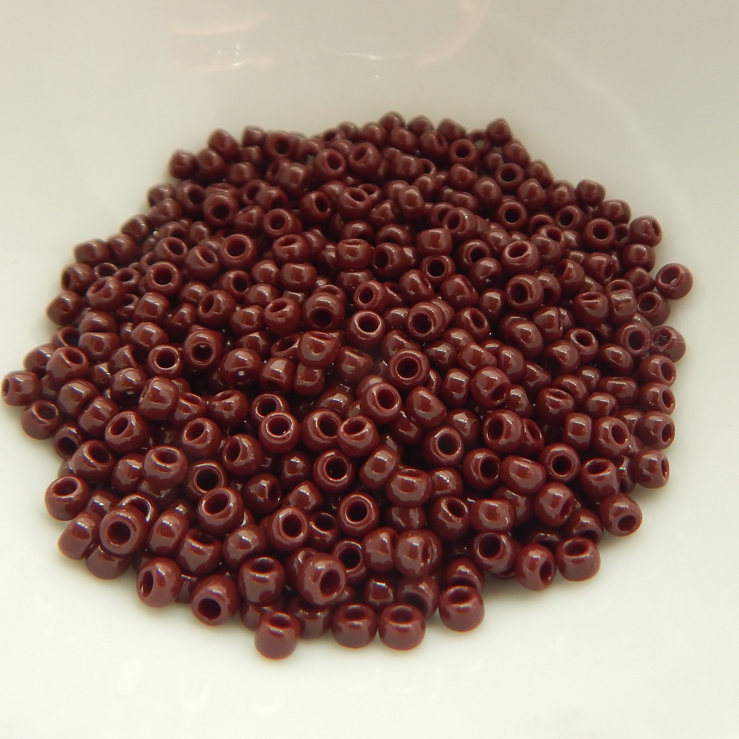 8/o TOHO Seed Beads -Choose Color- 25 gram bag - Picture 12 of 62