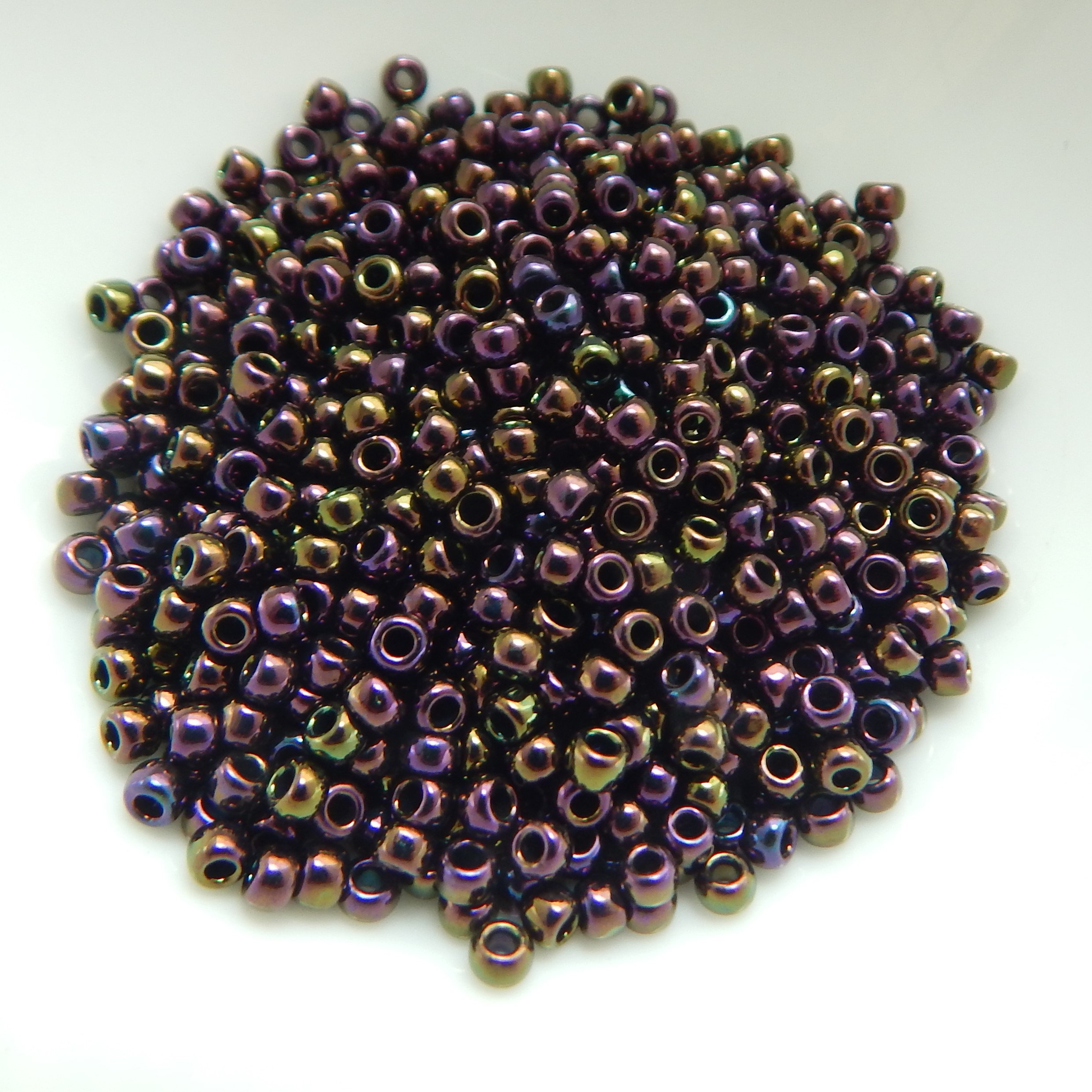 8/o TOHO Seed Beads -Choose Color- 25 gram bag - Picture 17 of 62