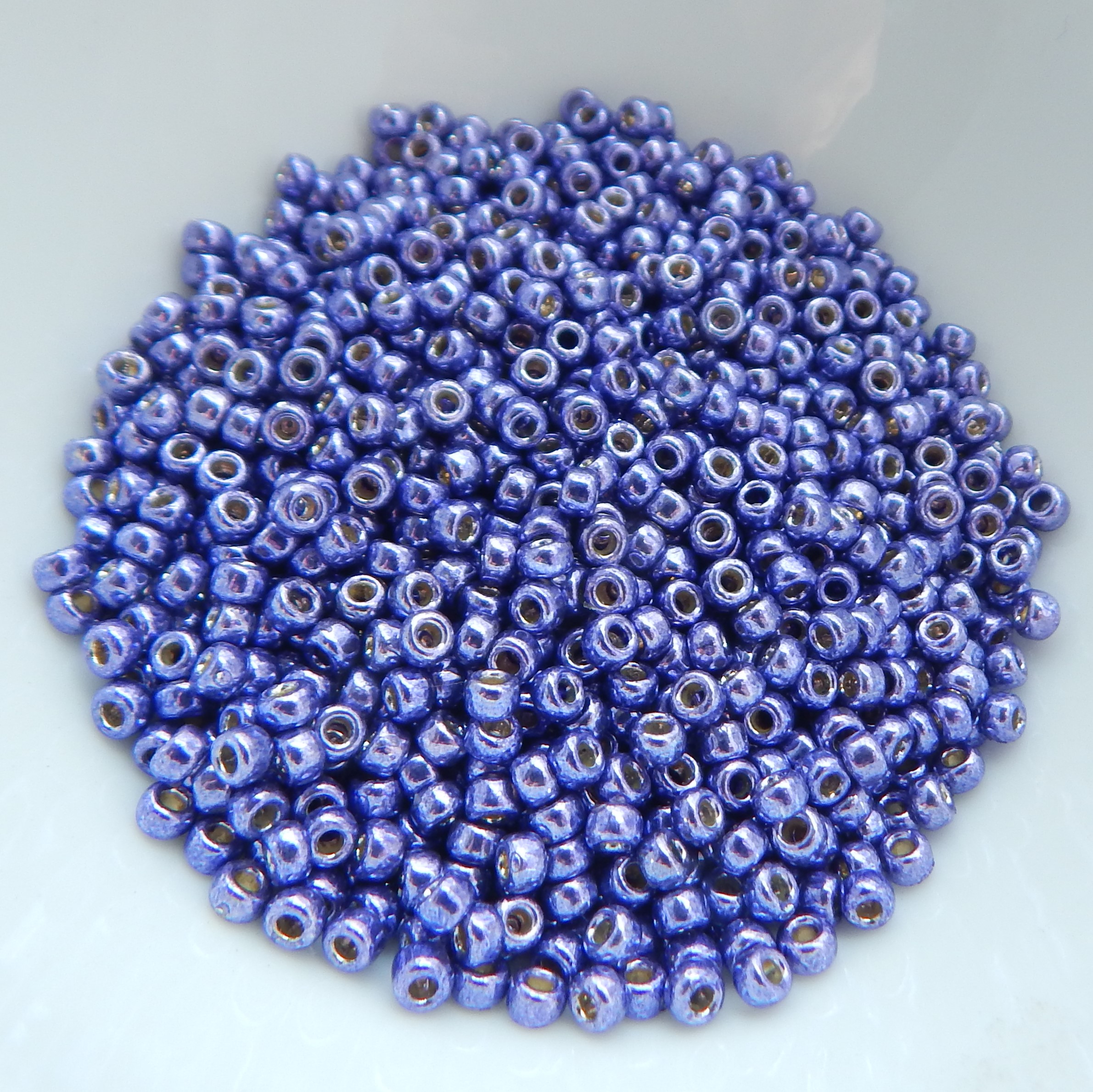 8/o TOHO Seed Beads -Choose Color- 25 gram bag - Picture 35 of 62