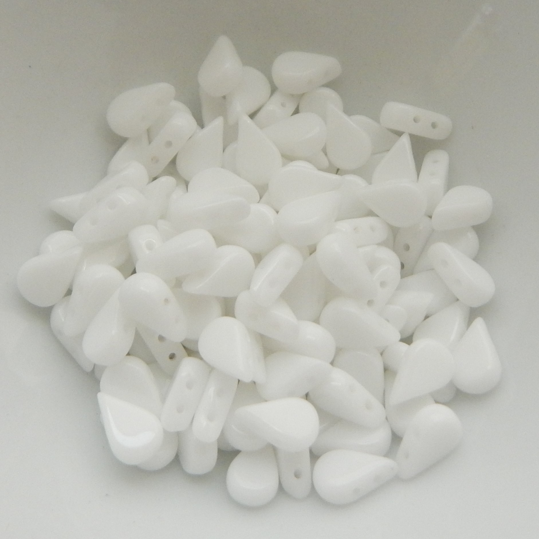 5x8mm Amos® par Puca® Two Hole Drop Shape (30 Beads) Czech Glass - Choose Color - Picture 36 of 75