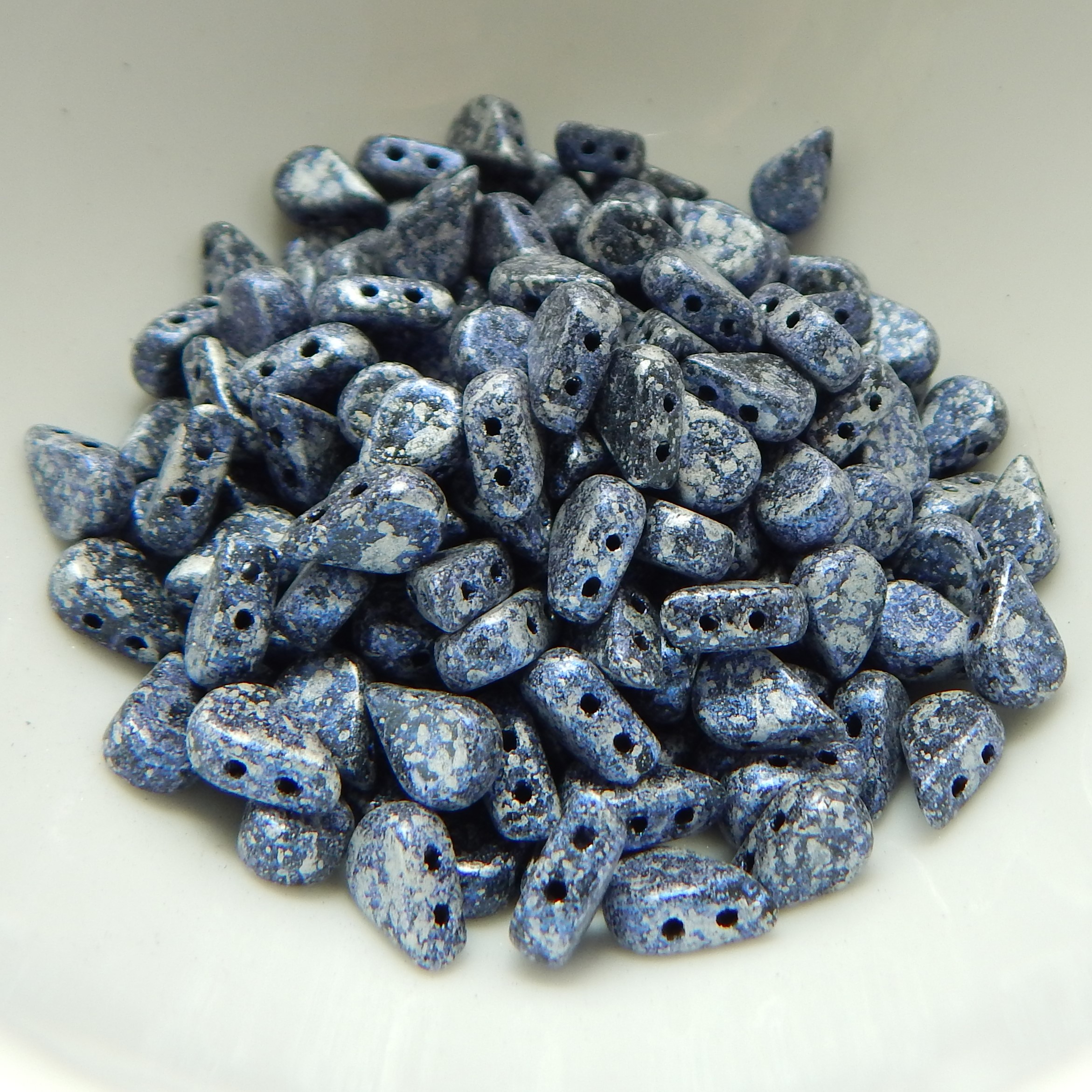 5x8mm Amos® par Puca® Two Hole Drop Shape (30 Beads) Czech Glass - Choose Color - Picture 37 of 75