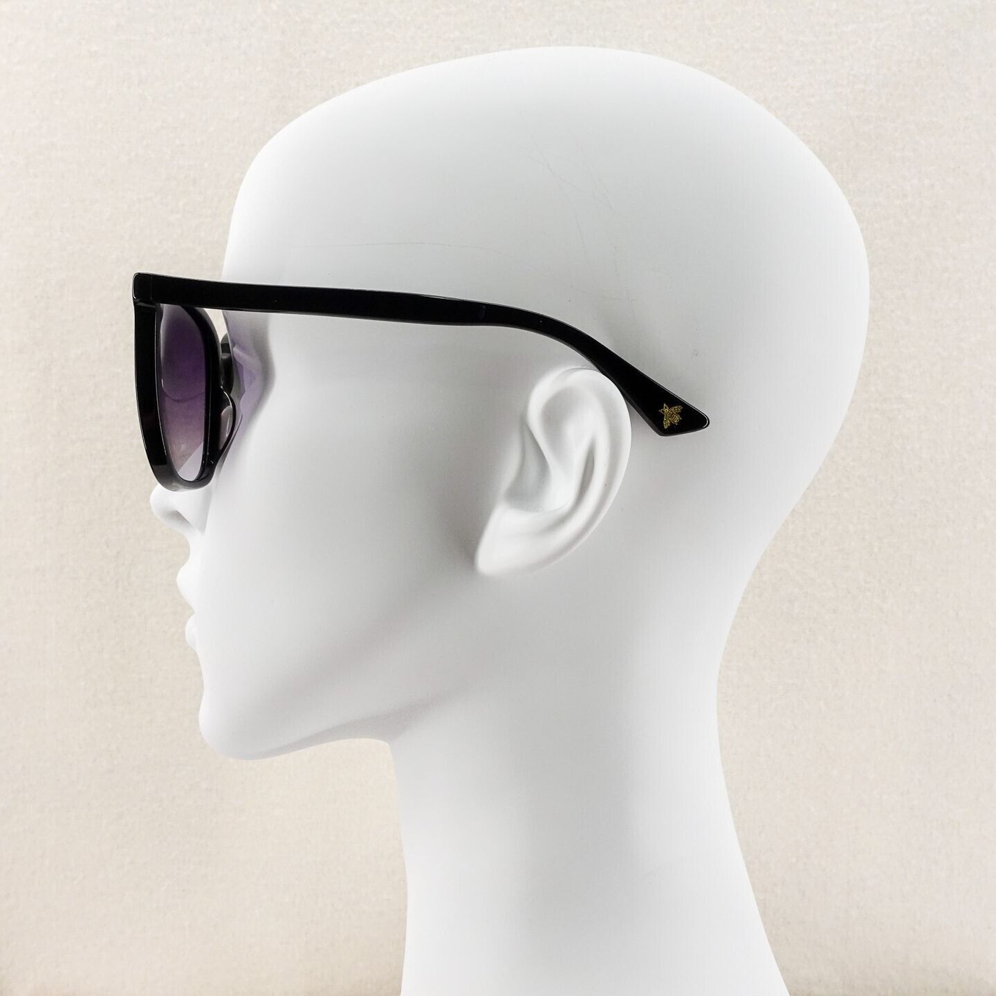 Gucci Oversized Sunglasses OS Gucci GG0053S 001 Sunglasses - US main image 3