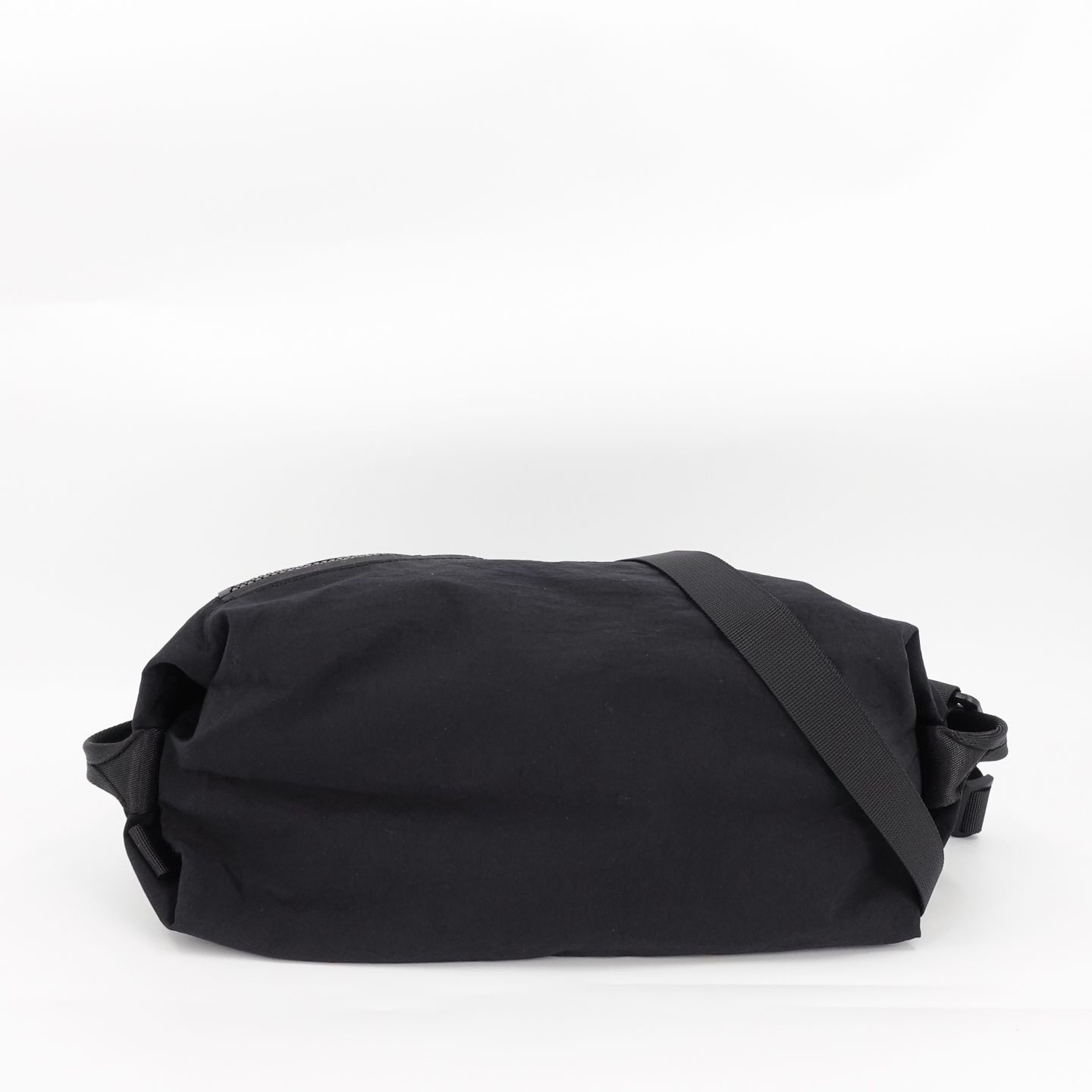 Lululemon Fast Track Bag 2.0 10L Black OS | eBay