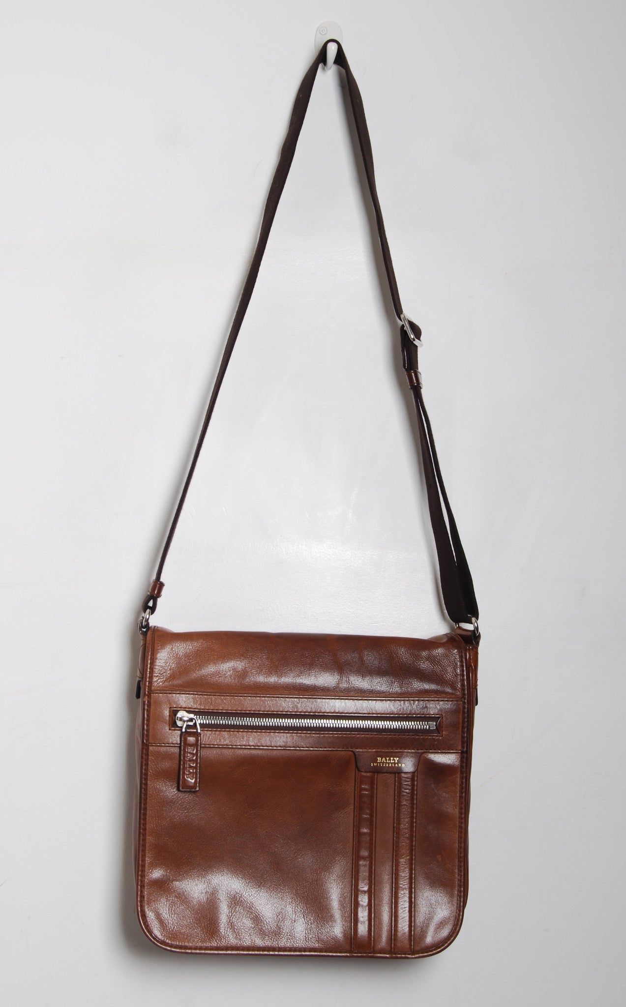 Bally Men Brown Messenger Bag Leather Solid Adjustable Crossbody