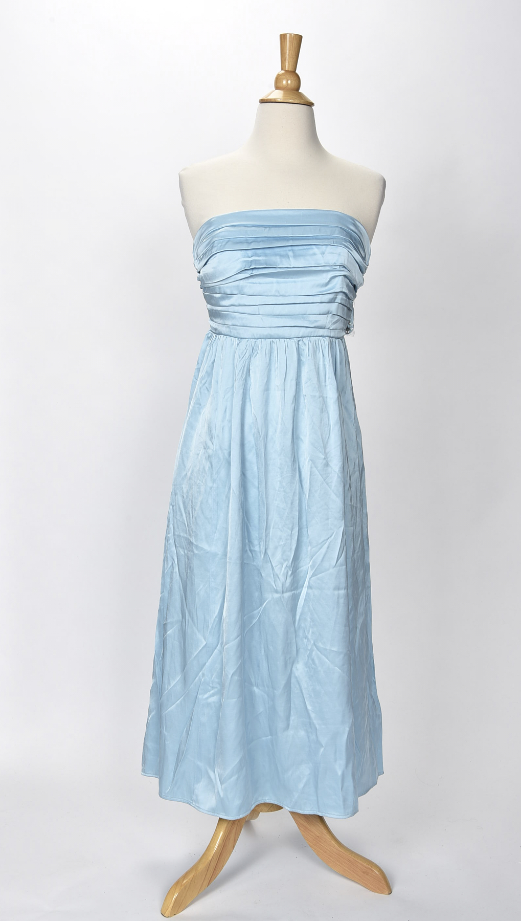 abercrombie light blue dress Abercrombie Summer Wedding Dress Decision Guide