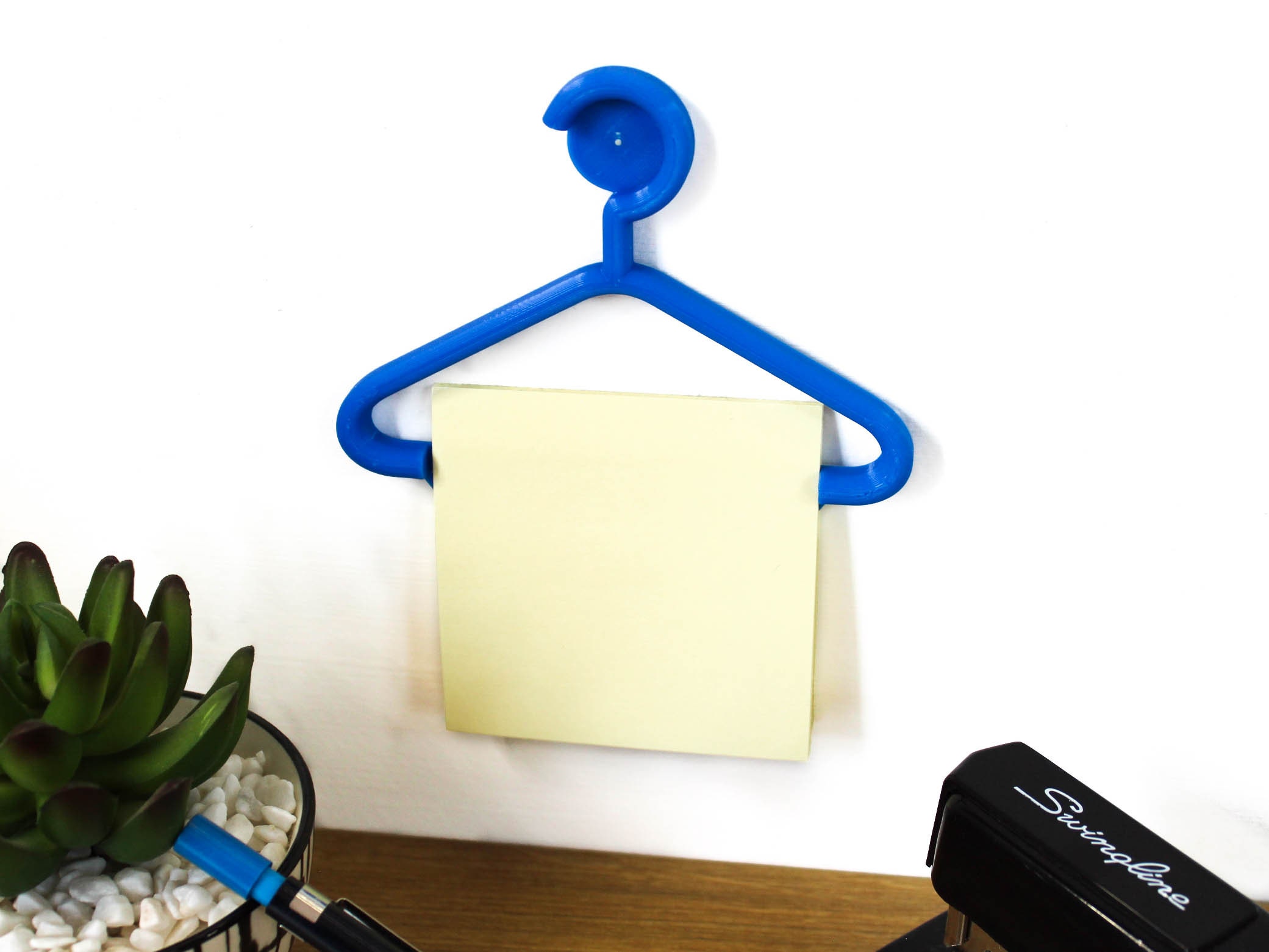 Sticky Note Hanger - Picture 10 of 252