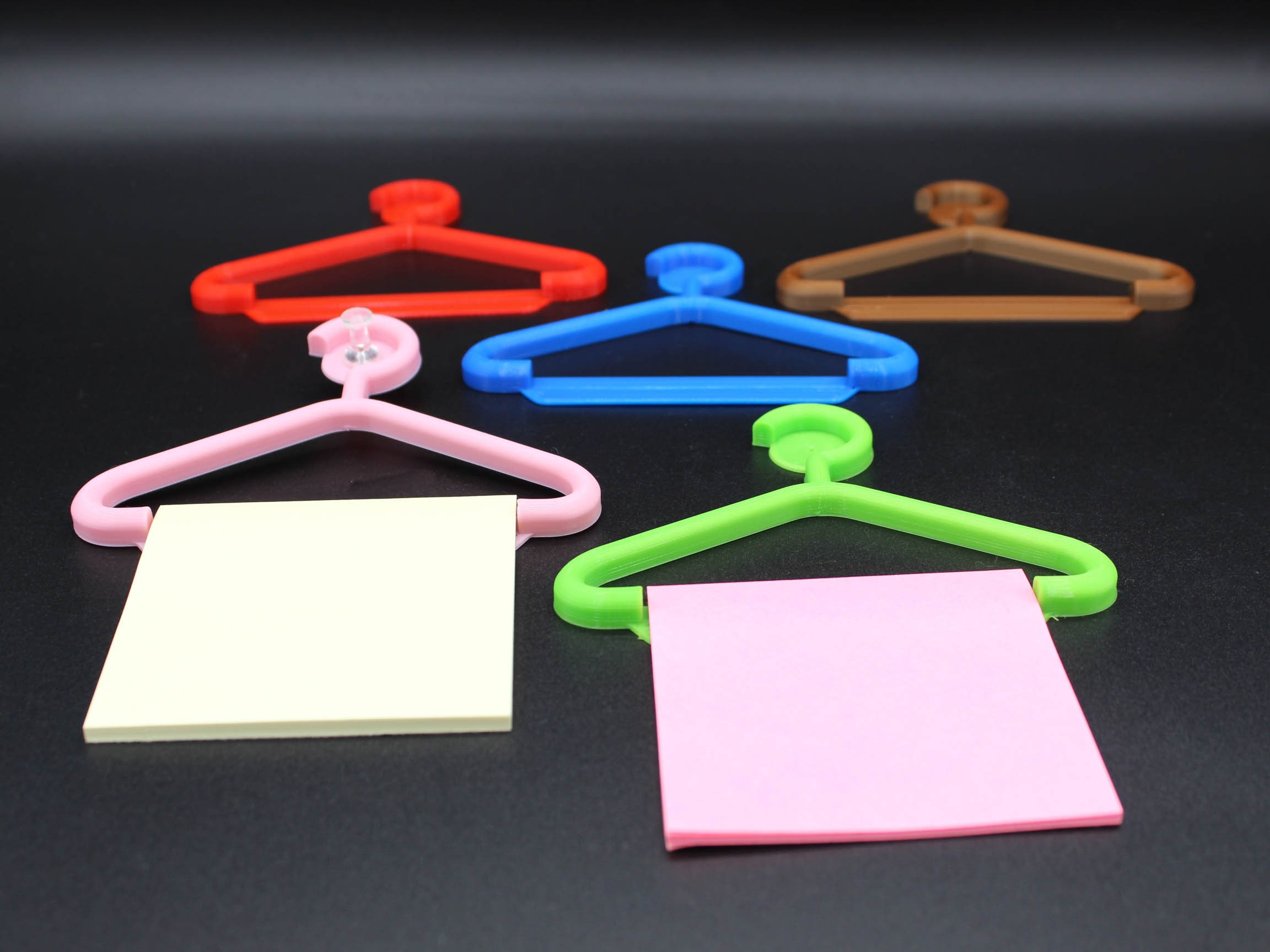 Sticky Note Hanger - Picture 15 of 252