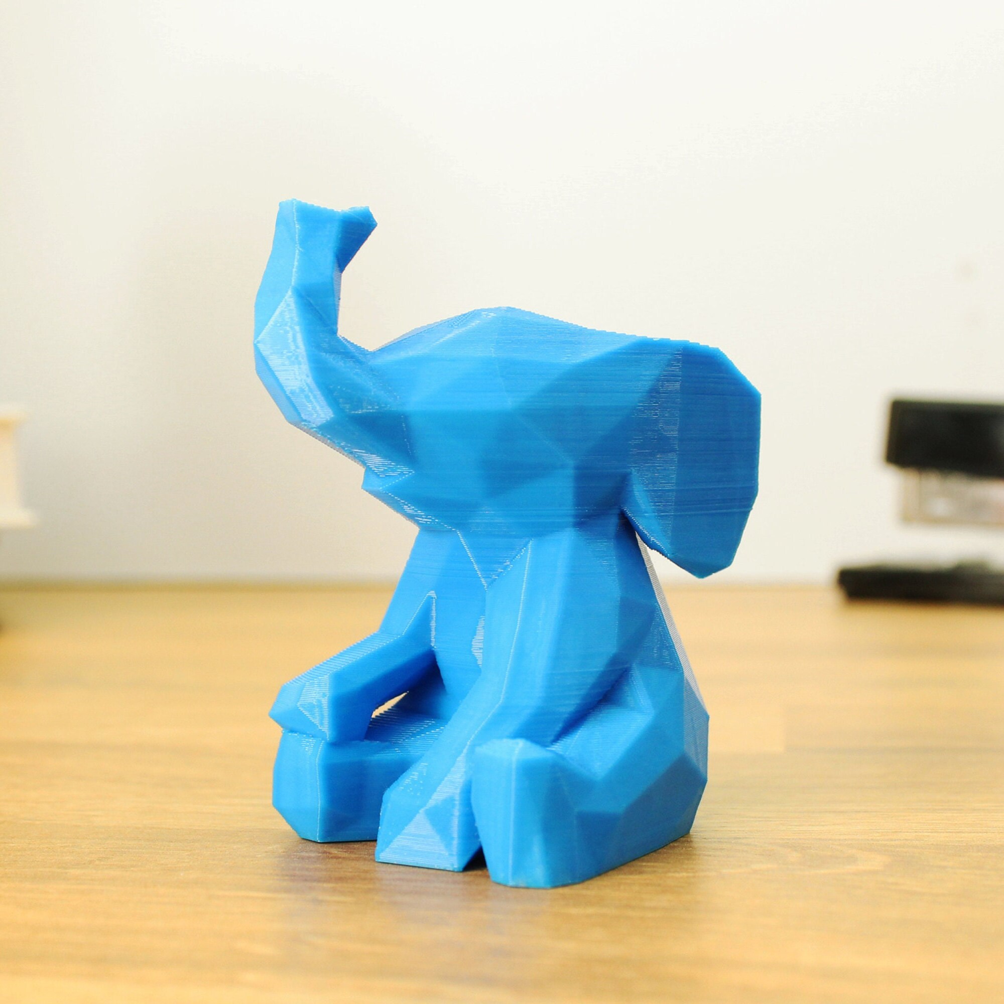 Low Poly Baby Elephant Figurine Statue - Picture 16 of 252