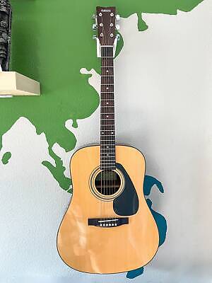 Supporto per chitarra minimalista | Due dimensioni | Visualizza la chitarra, non il supporto - Foto 9 di 278