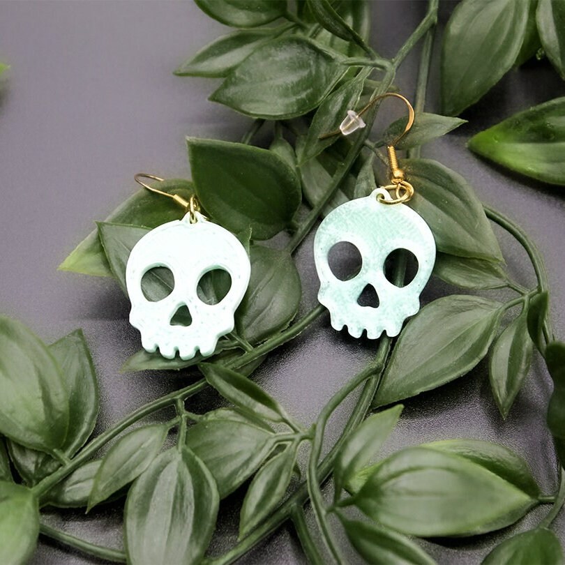 Pendientes de cráneo, pendientes colgantes de Halloween, pendientes, cráneo espeluznante/lindo - Imagen 16 de 270