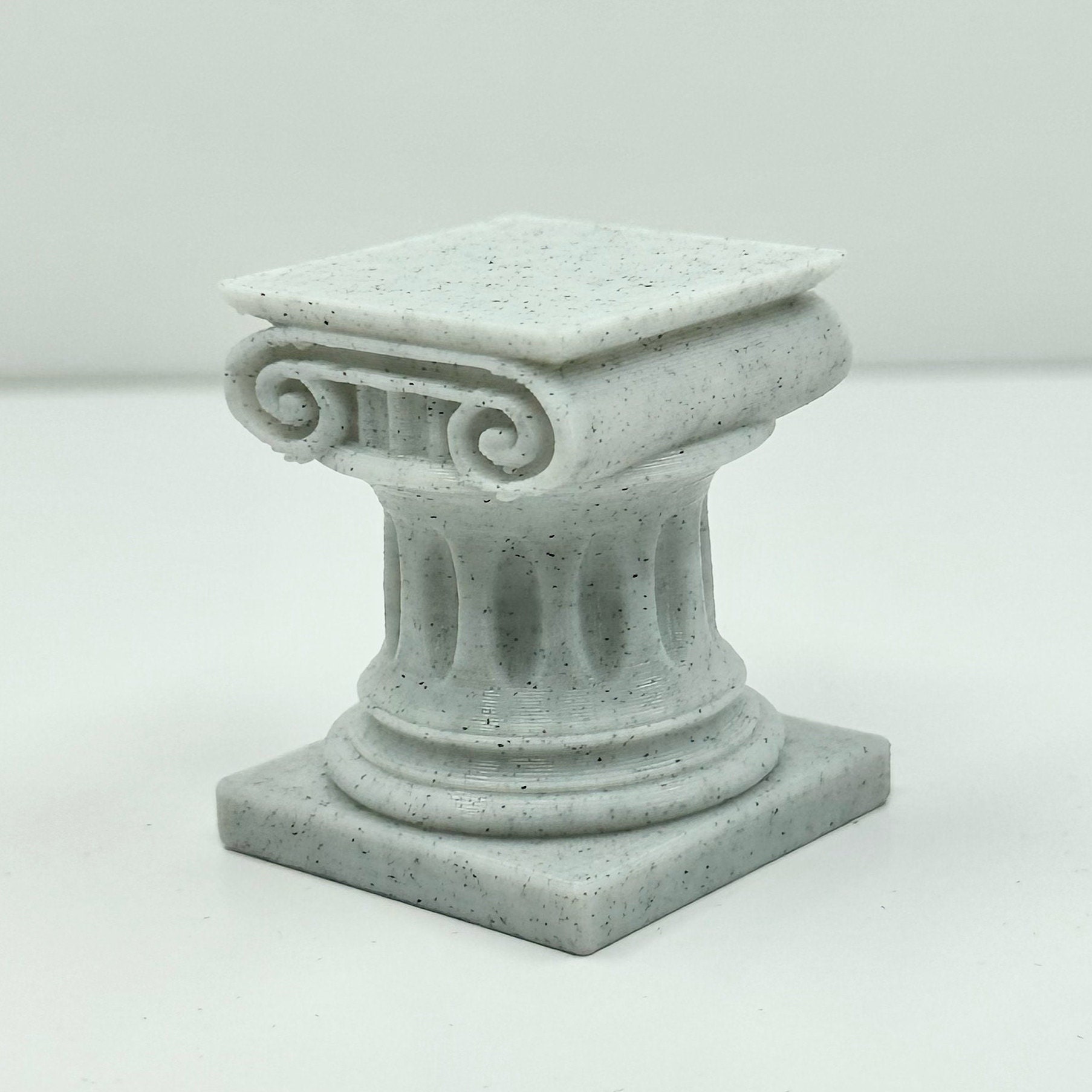 Mini columna romana | exhibe artículos pequeños con grandeza - Imagen 8 de 36