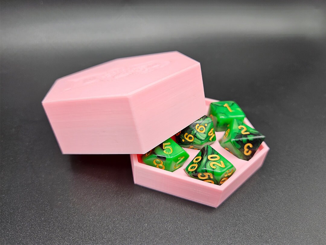 Dungeons and Dragons Dice Container - Picture 19 of 280