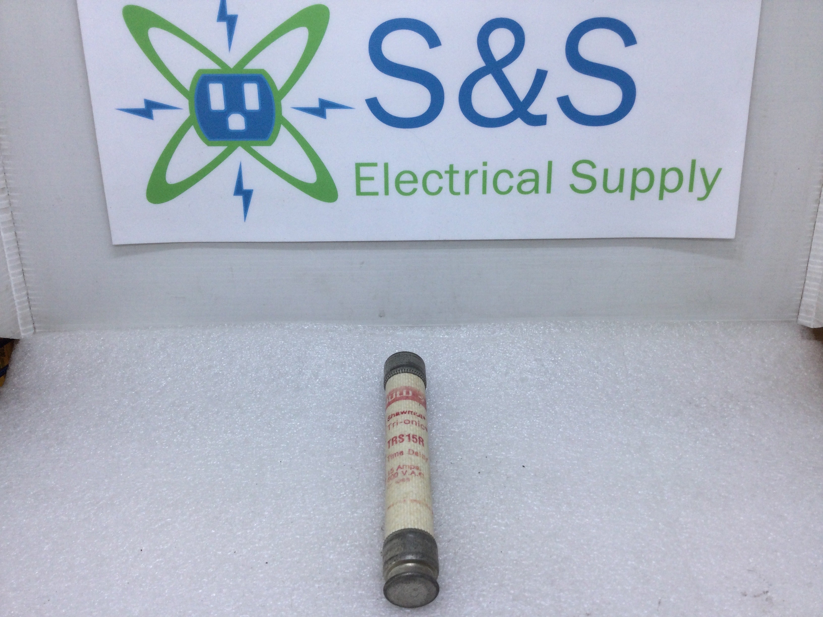Nice Lot Shawmut TRS15R 15 Amp Fuses – Class RK5, 600V, FRS-R-15 Style
