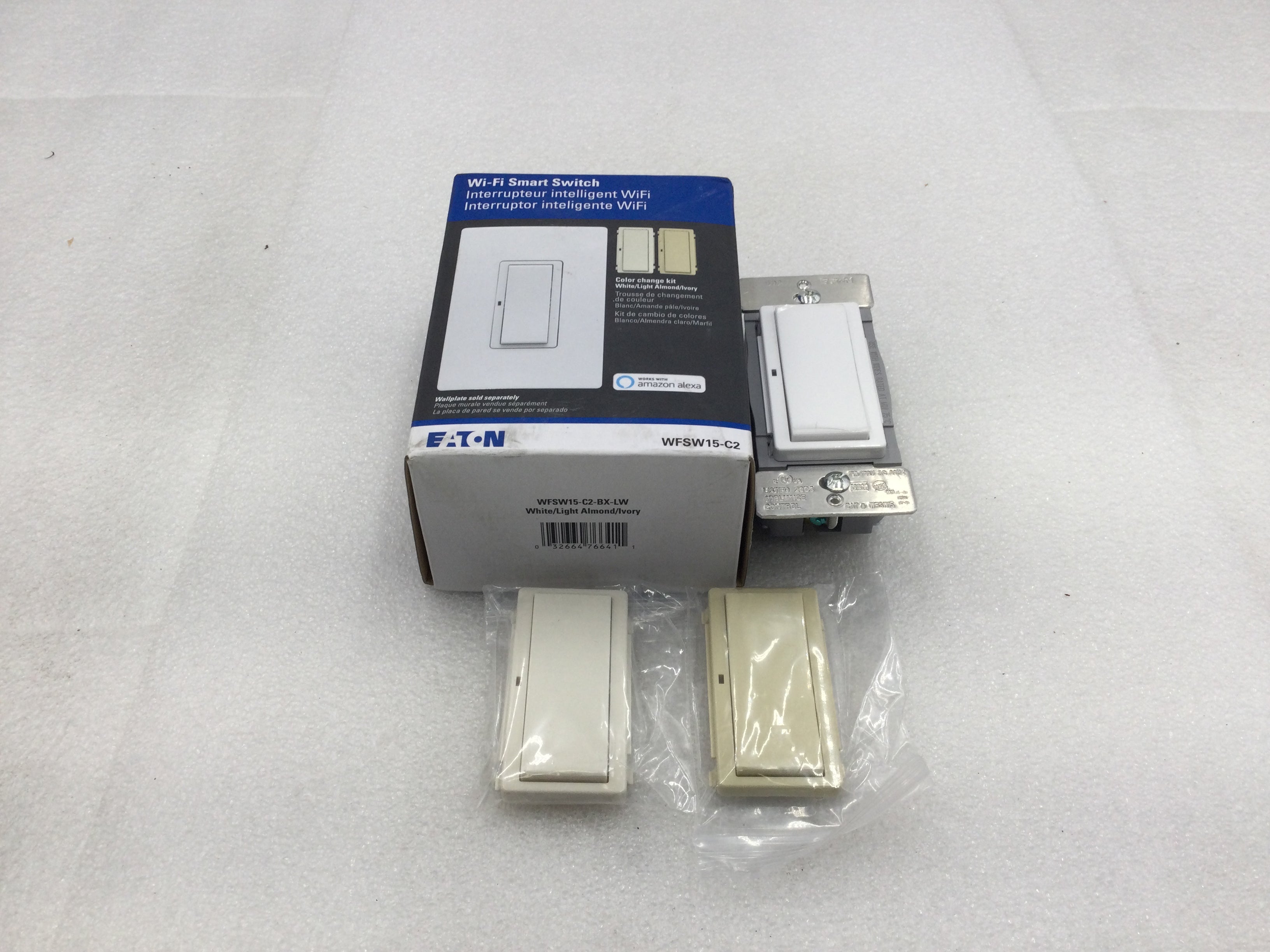Eaton WFSW15-C2-BX-LW 15 Amp 120 VAC Wi-Fi Smart Switch-White/Lt Almond/Ivory - Picture 10 of 11