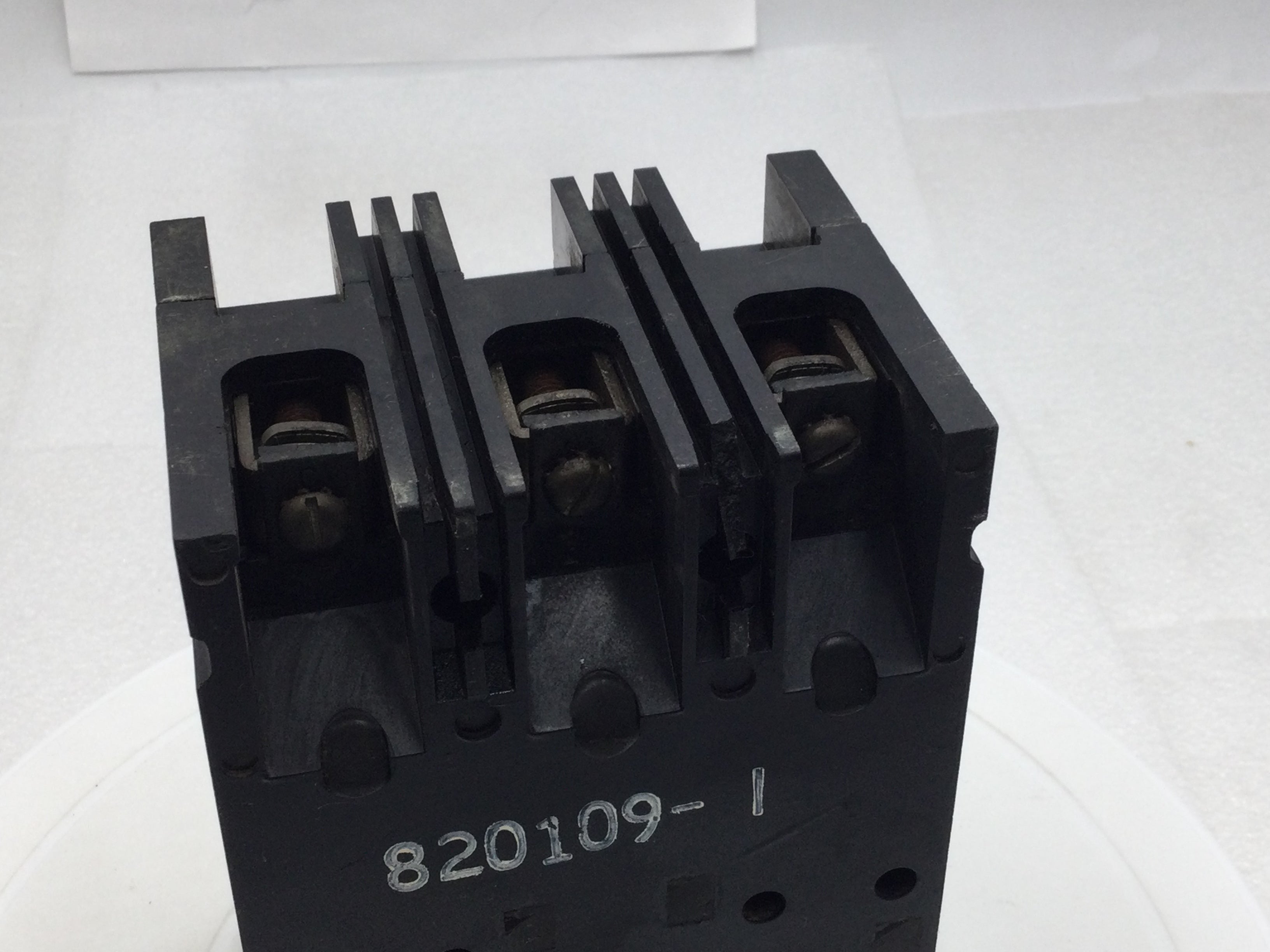 Disyuntor Westinghouse EHB3040 40 Amp 3 Polos Serie 480V EB - Imagen 10 de 10