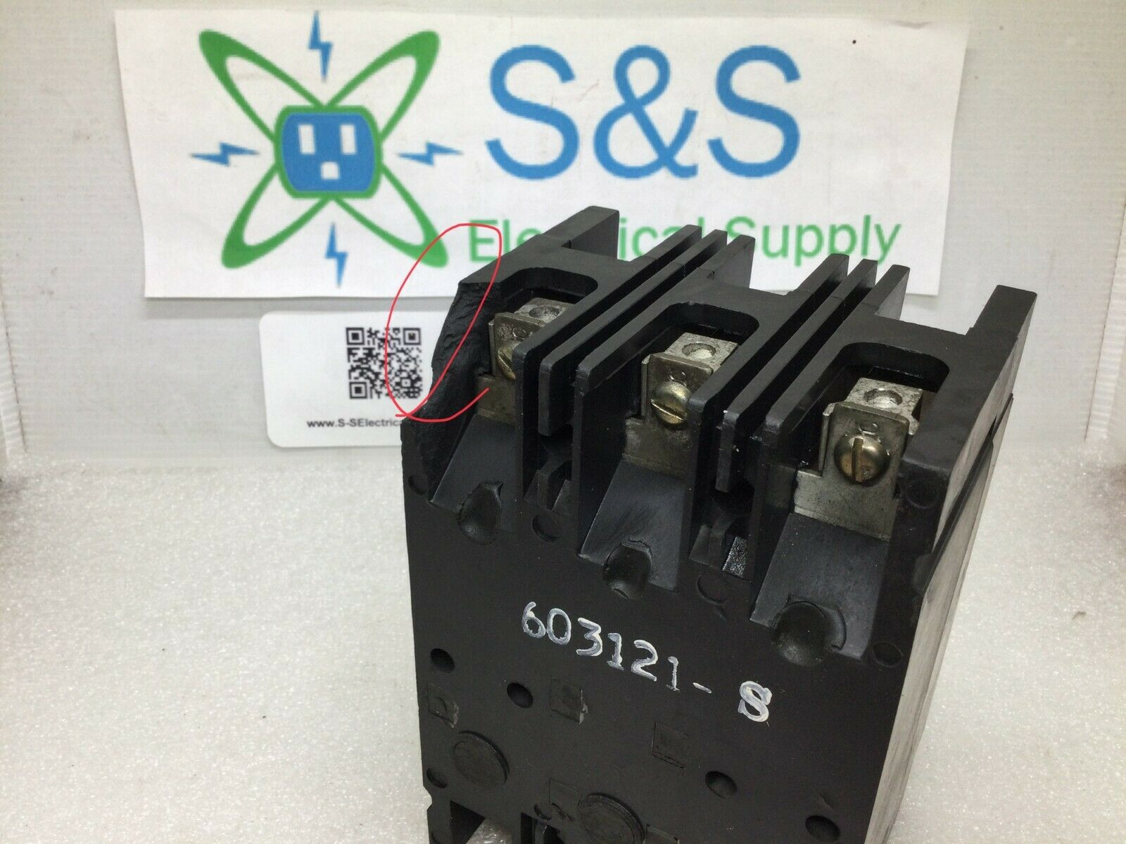 Disyuntor Westinghouse MCP23480R 50 amperios 3 polos 600 V - Imagen 8 de 8