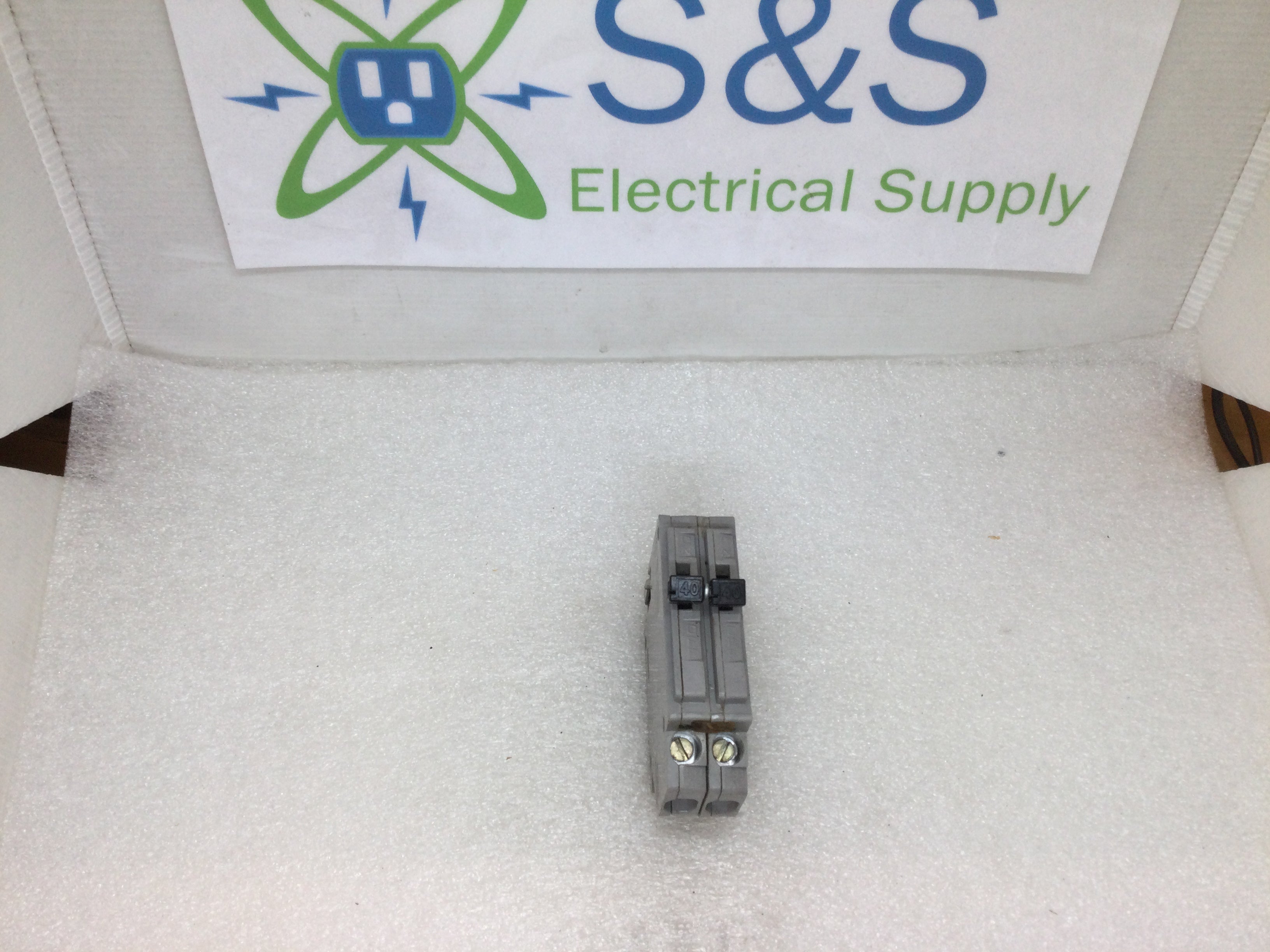 Disyuntor GTE/Sylvania Challenger A4040 monopolo tándem 40A/40A 120V - Imagen 11 de 12